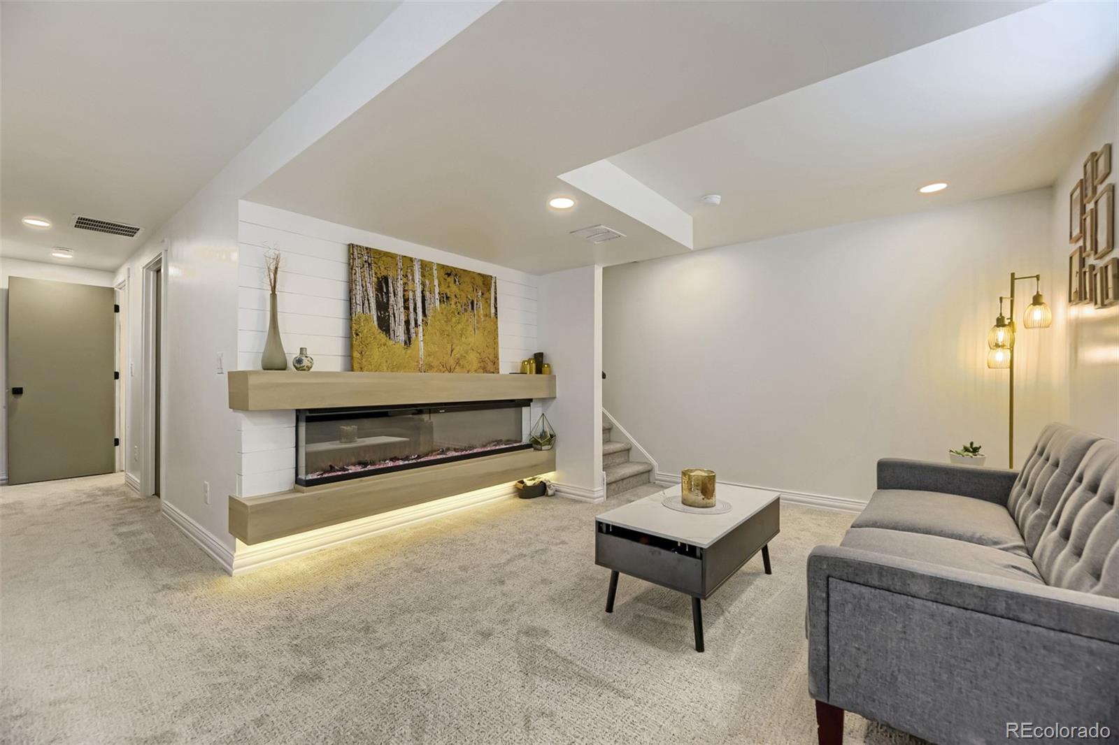 MLS Image #13 for 5756 s lansing court,englewood, Colorado