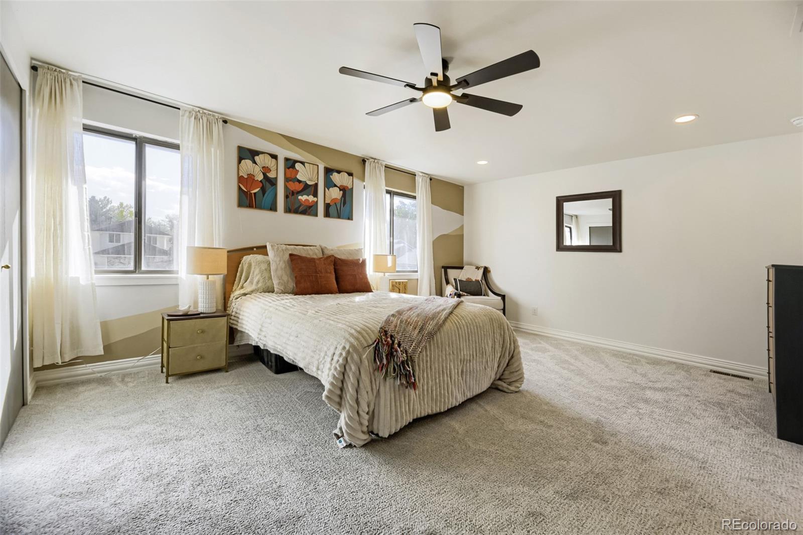 MLS Image #16 for 5756 s lansing court,englewood, Colorado