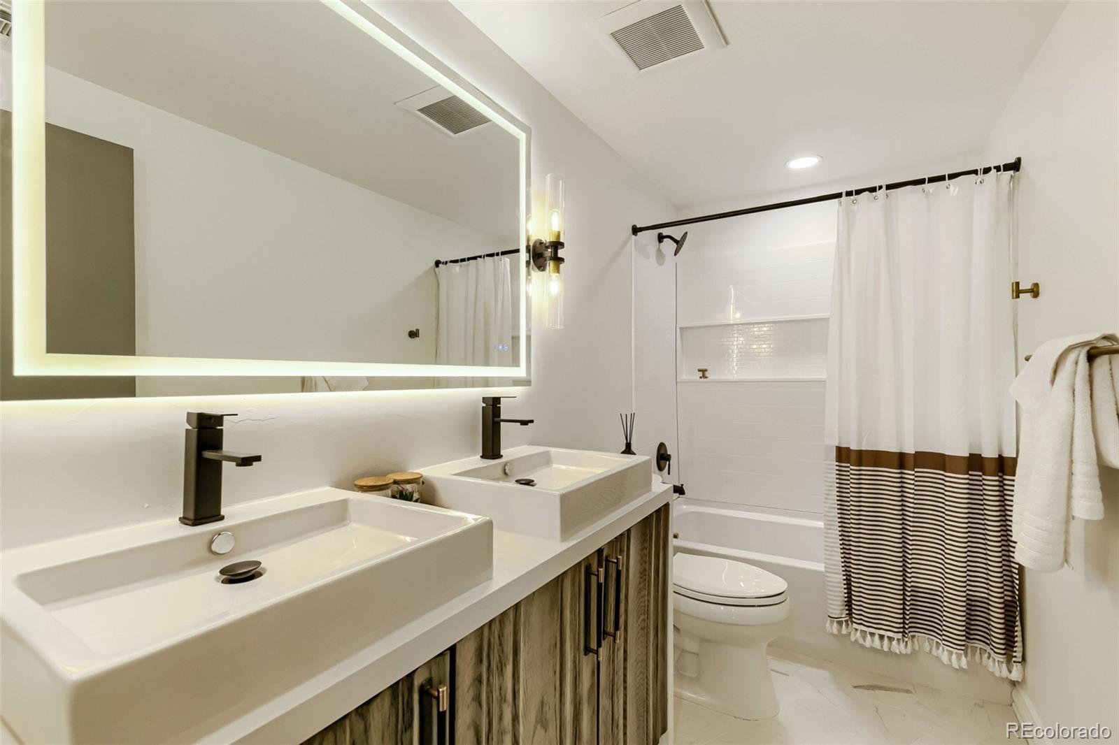 MLS Image #23 for 5756 s lansing court,englewood, Colorado