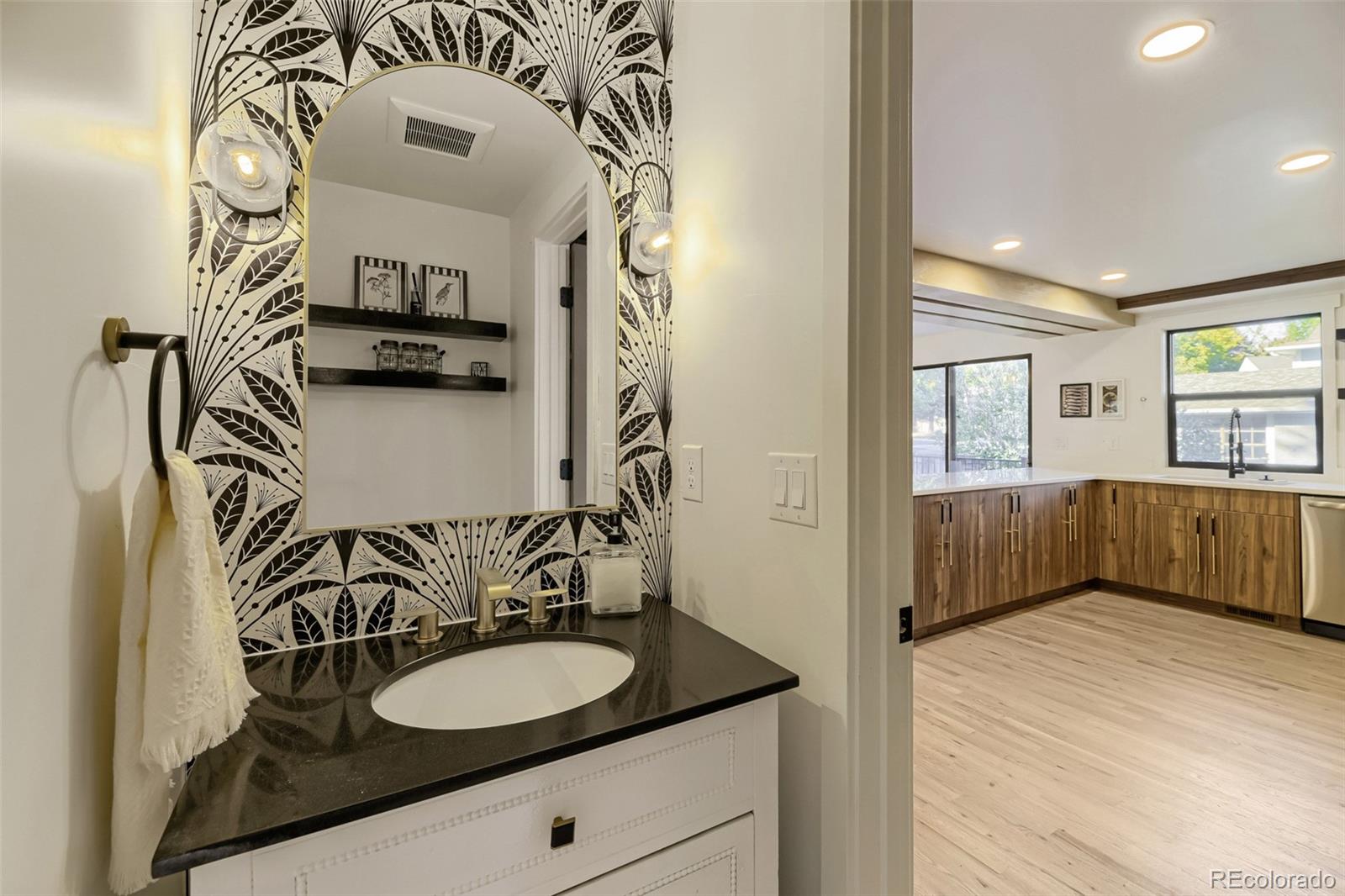 MLS Image #25 for 5756 s lansing court,englewood, Colorado