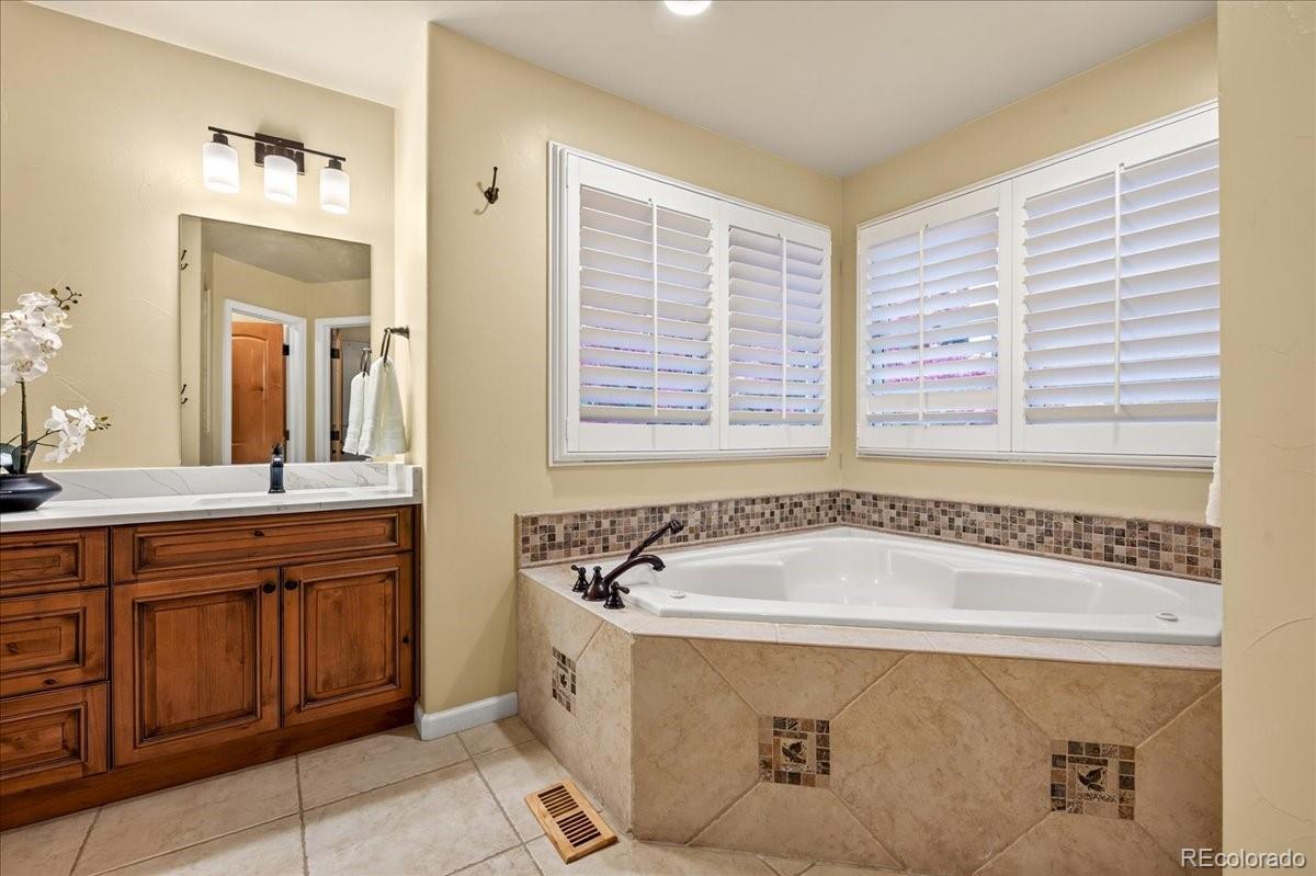 MLS Image #20 for 48 s rogers way,golden, Colorado