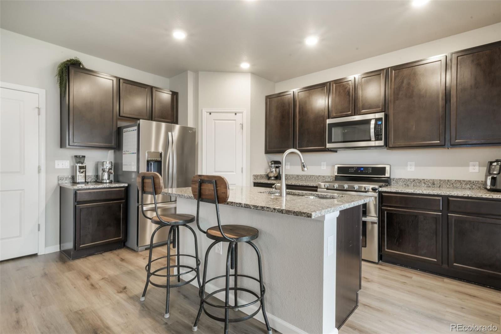 MLS Image #10 for 247 s scottsburg court,aurora, Colorado