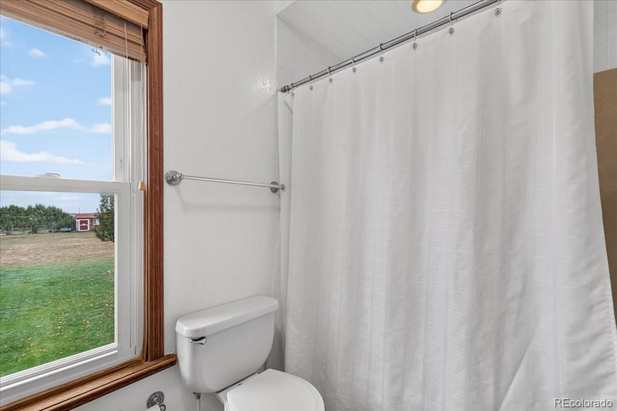 MLS Image #18 for 55739 e apache place,strasburg, Colorado