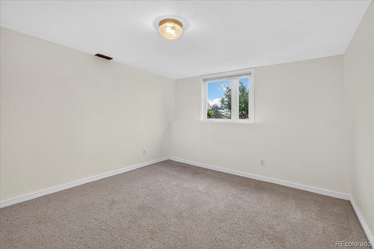MLS Image #26 for 55739 e apache place,strasburg, Colorado