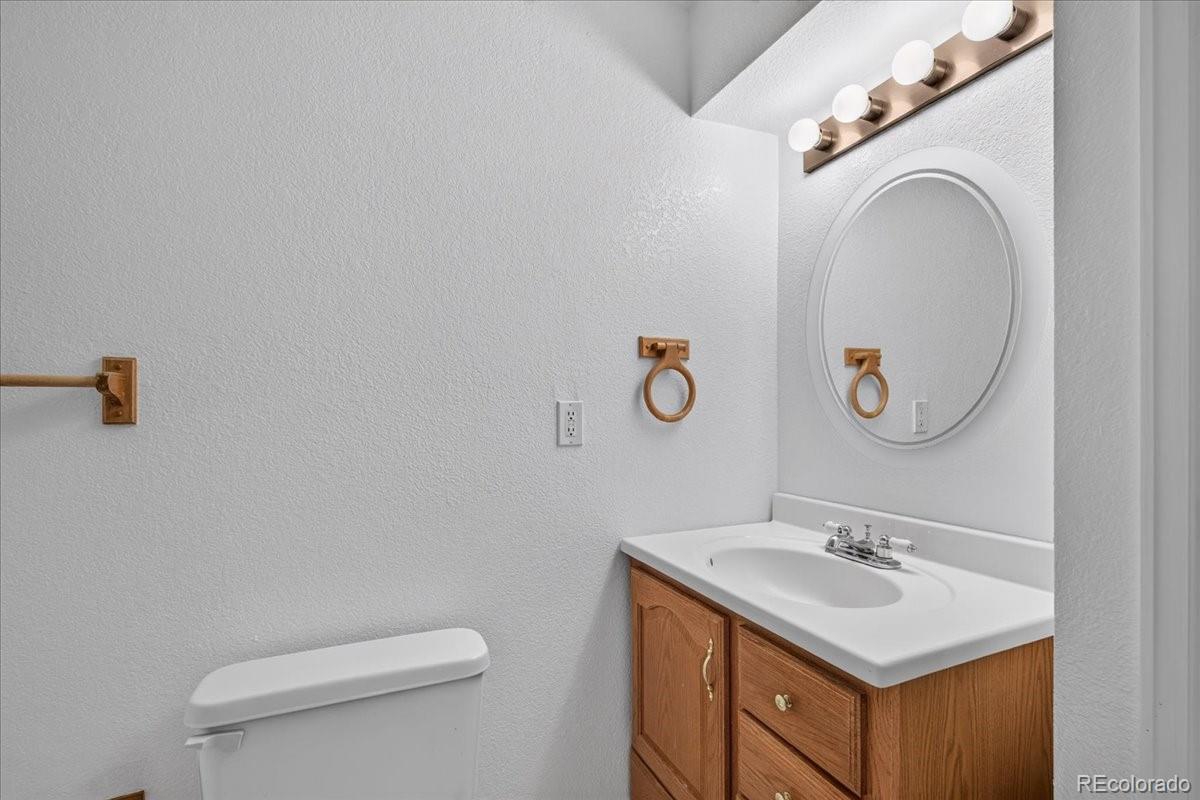 MLS Image #28 for 55739 e apache place,strasburg, Colorado