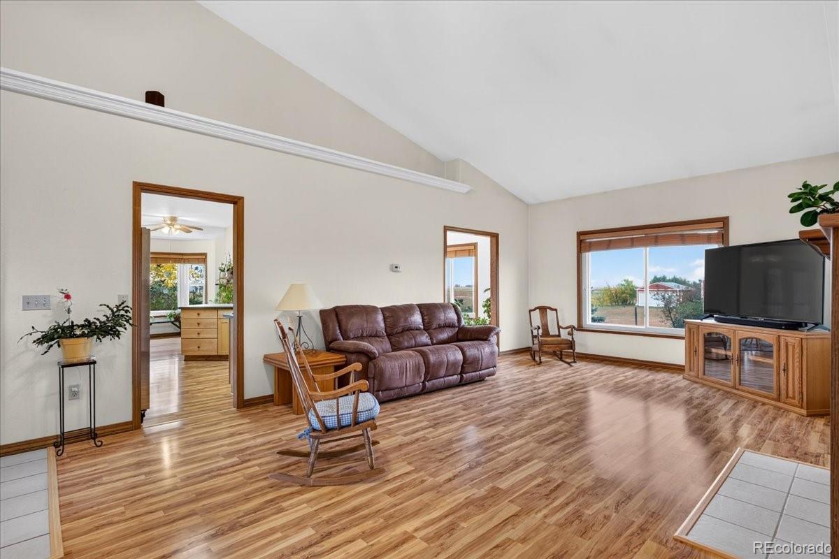 MLS Image #3 for 55739 e apache place,strasburg, Colorado