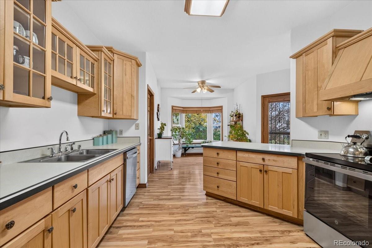 MLS Image #5 for 55739 e apache place,strasburg, Colorado