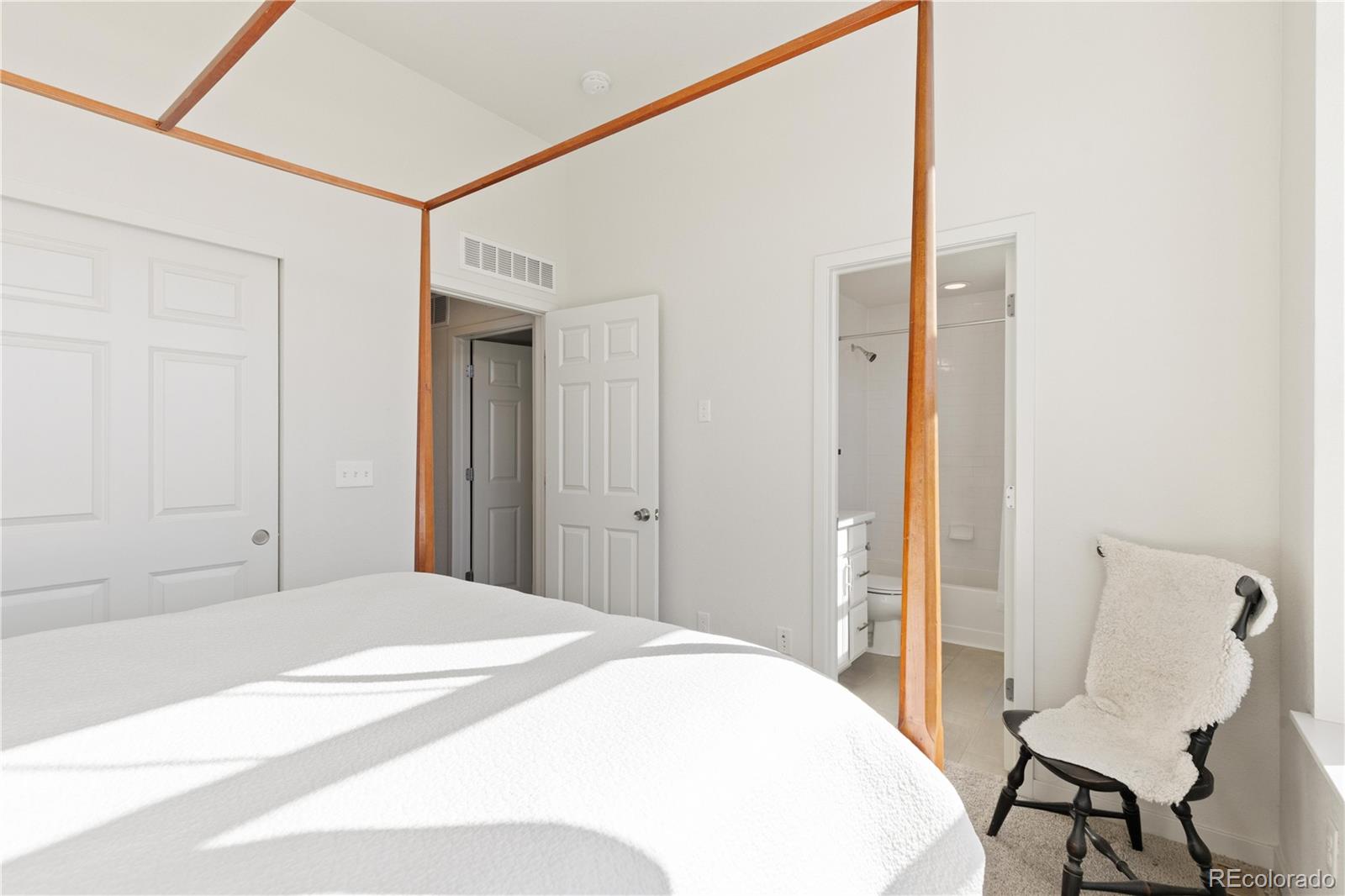 MLS Image #13 for 5292  central park boulevard,denver, Colorado
