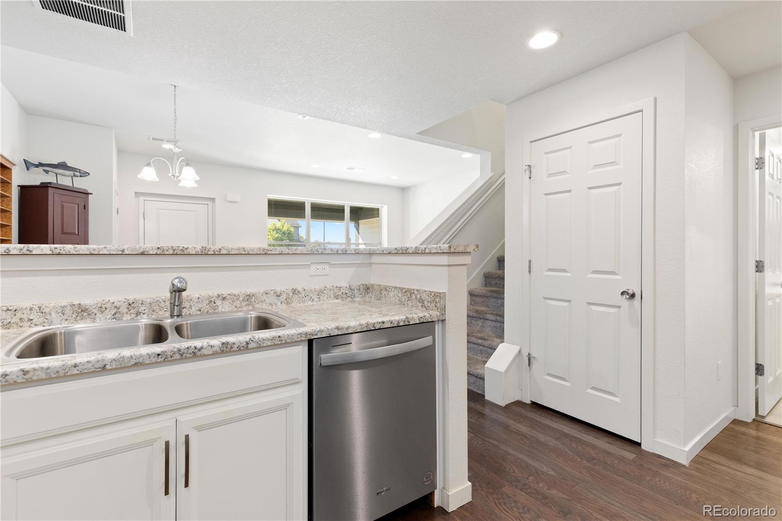 MLS Image #8 for 5292  central park boulevard,denver, Colorado