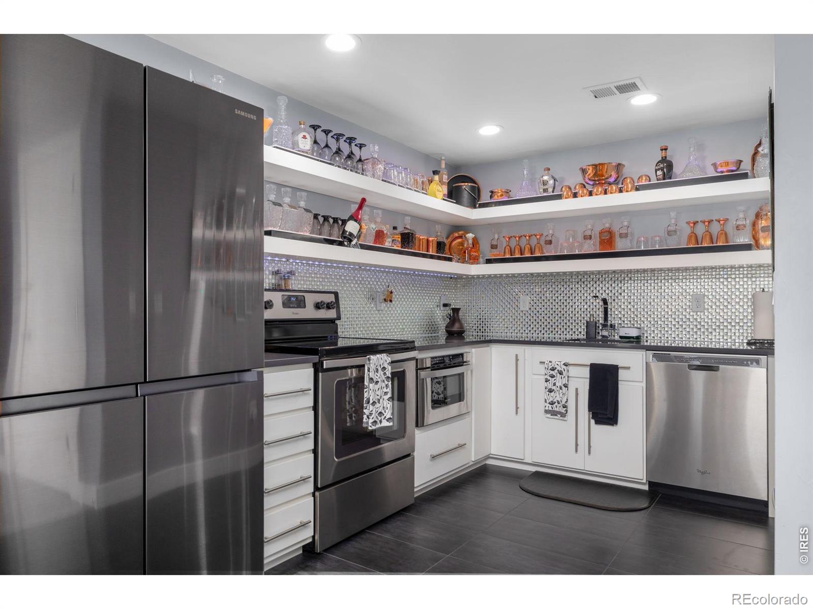 MLS Image #31 for 303  duesenberg lane,fort collins, Colorado