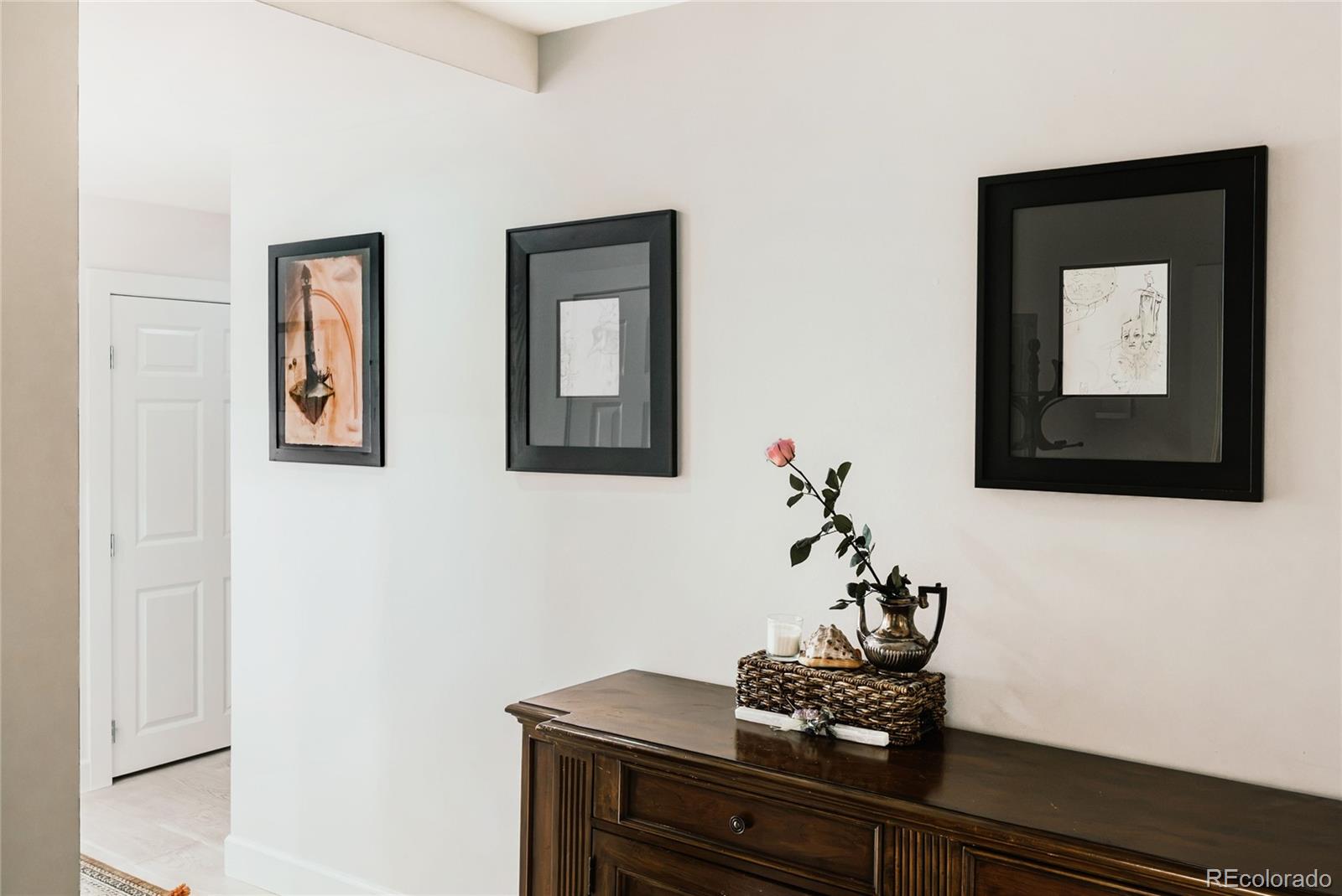 MLS Image #29 for 1630 n clarkson street 516,denver, Colorado
