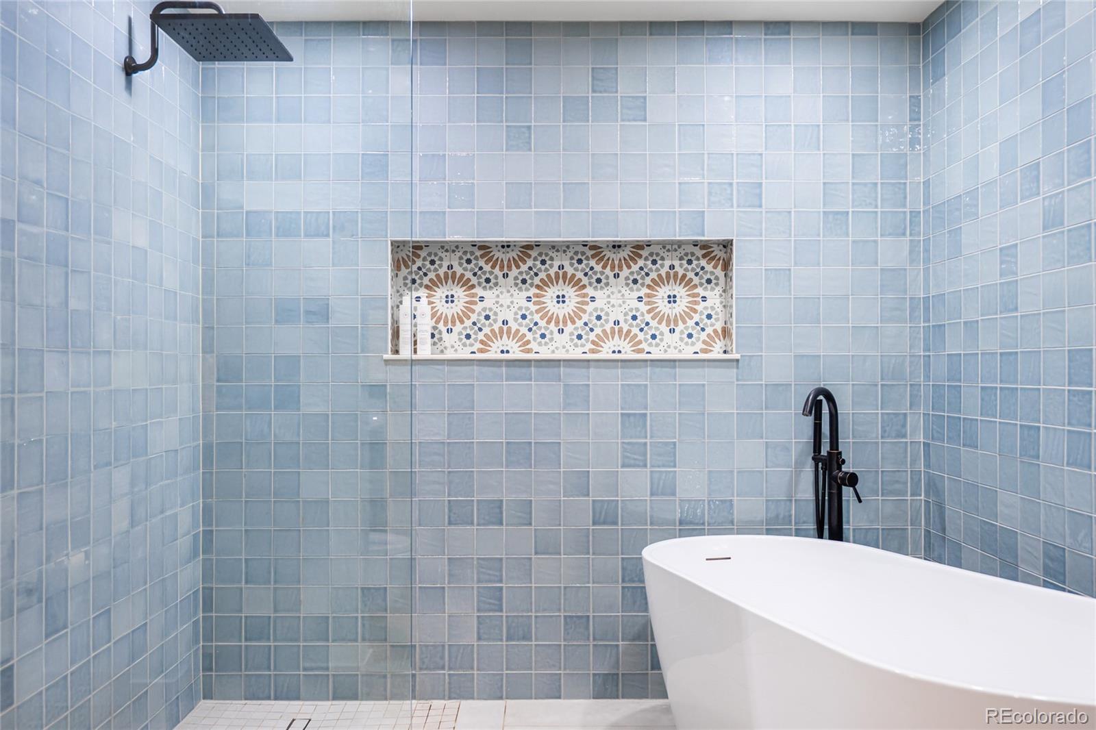 MLS Image #34 for 1630 n clarkson street 516,denver, Colorado
