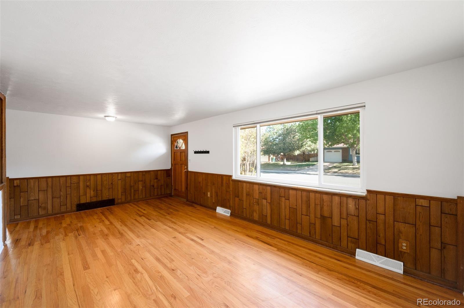 MLS Image #5 for 646 w easter place,littleton, Colorado