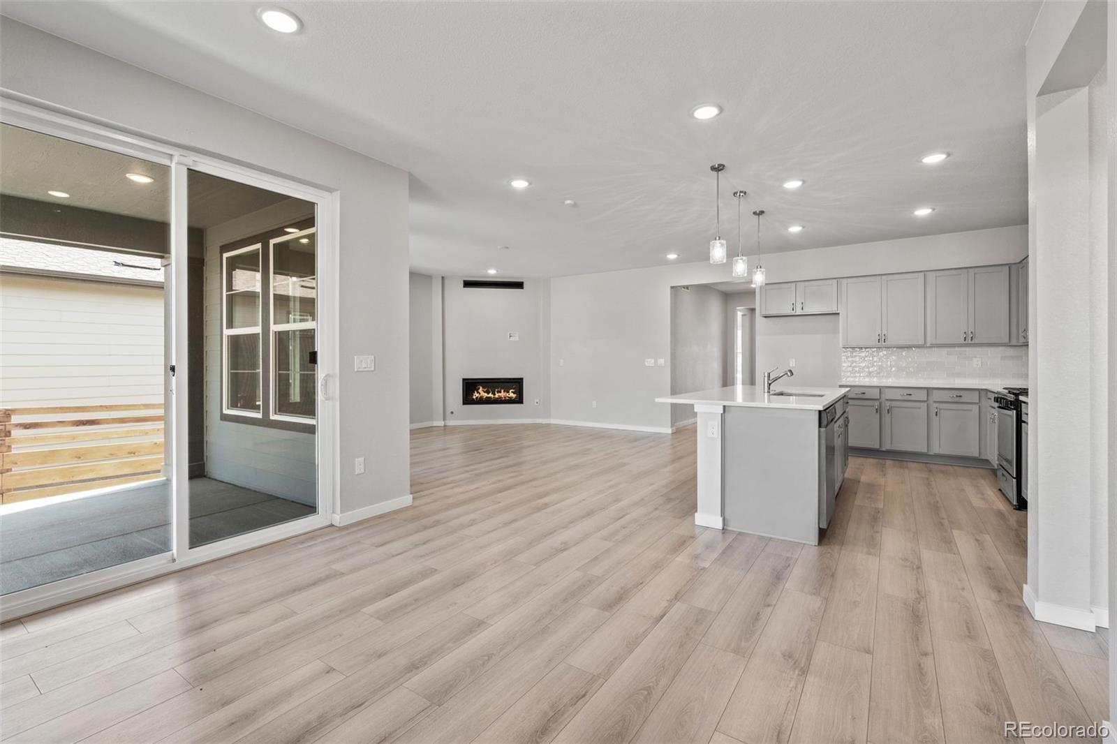 MLS Image #10 for 3836 n catawba way,aurora, Colorado