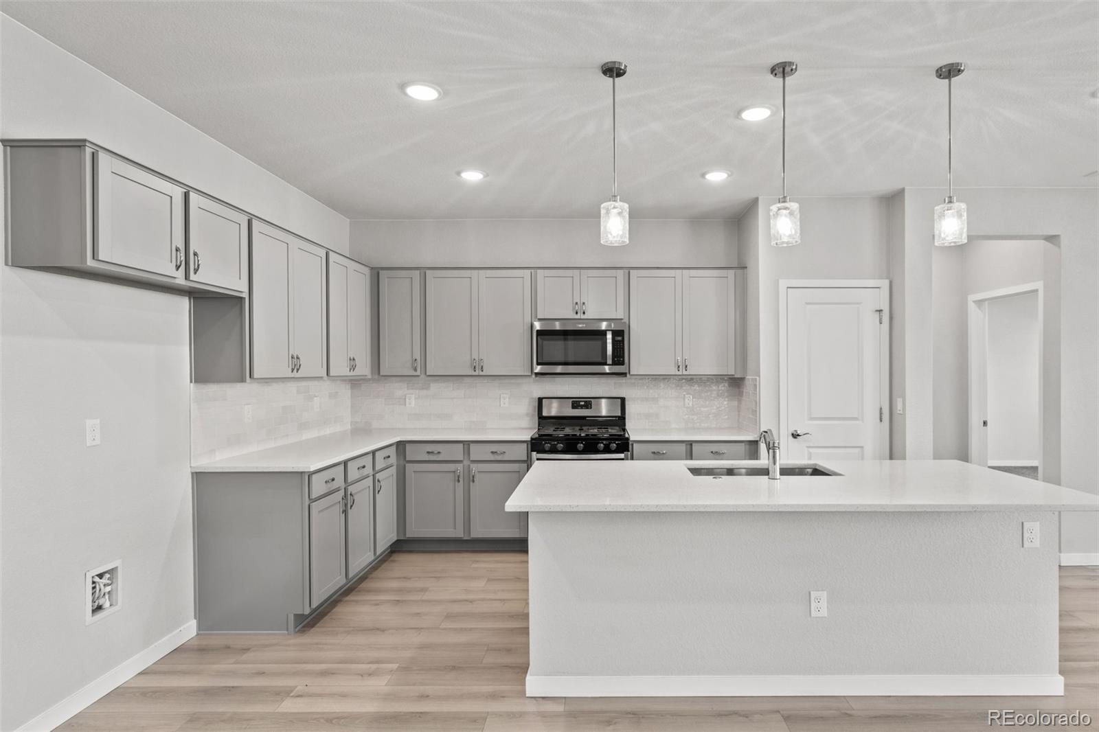 MLS Image #2 for 3836 n catawba way,aurora, Colorado