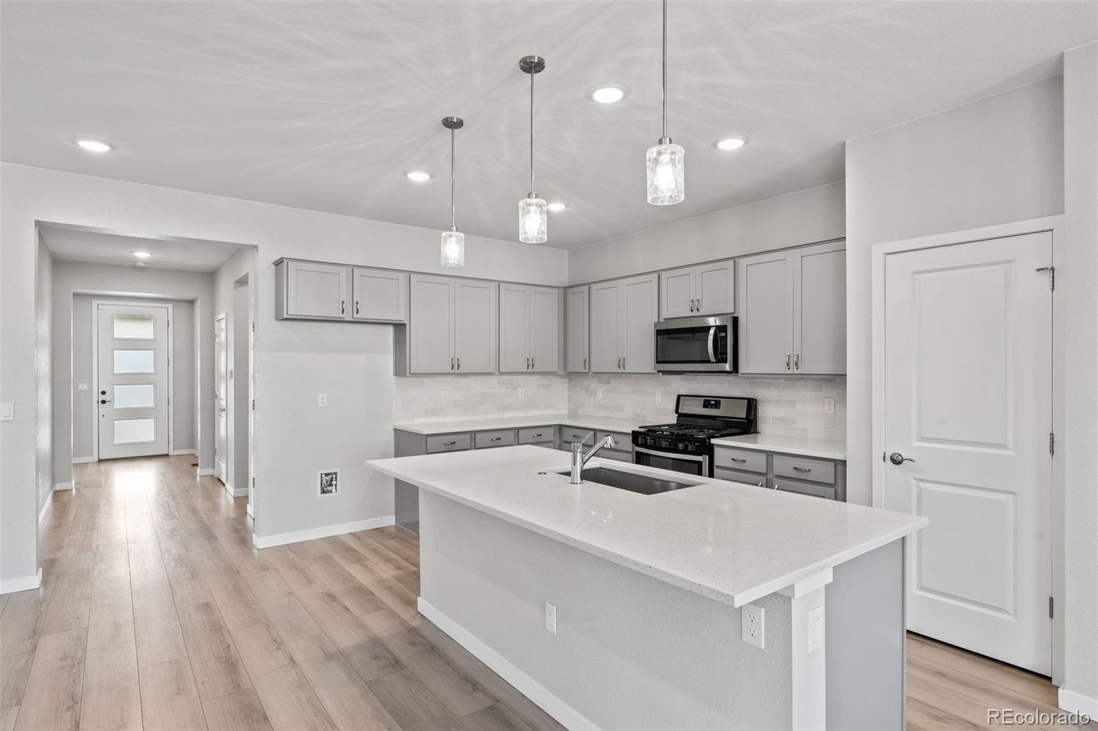 MLS Image #3 for 3836 n catawba way,aurora, Colorado