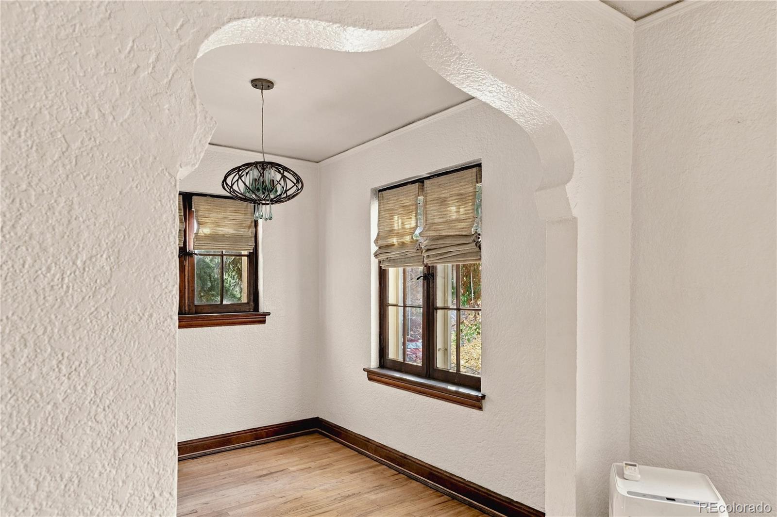 MLS Image #10 for 1050 n washington street,denver, Colorado