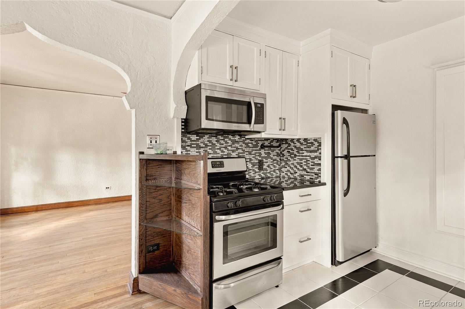 MLS Image #16 for 1050 n washington street,denver, Colorado