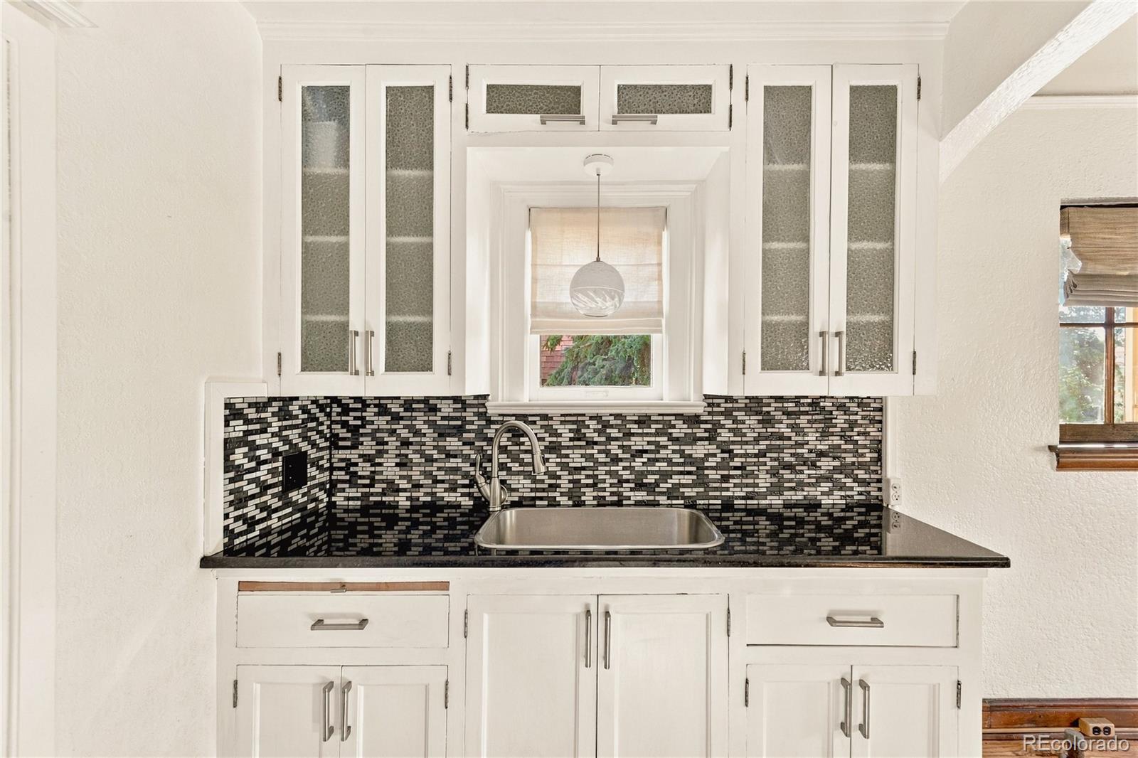 MLS Image #18 for 1050 n washington street,denver, Colorado