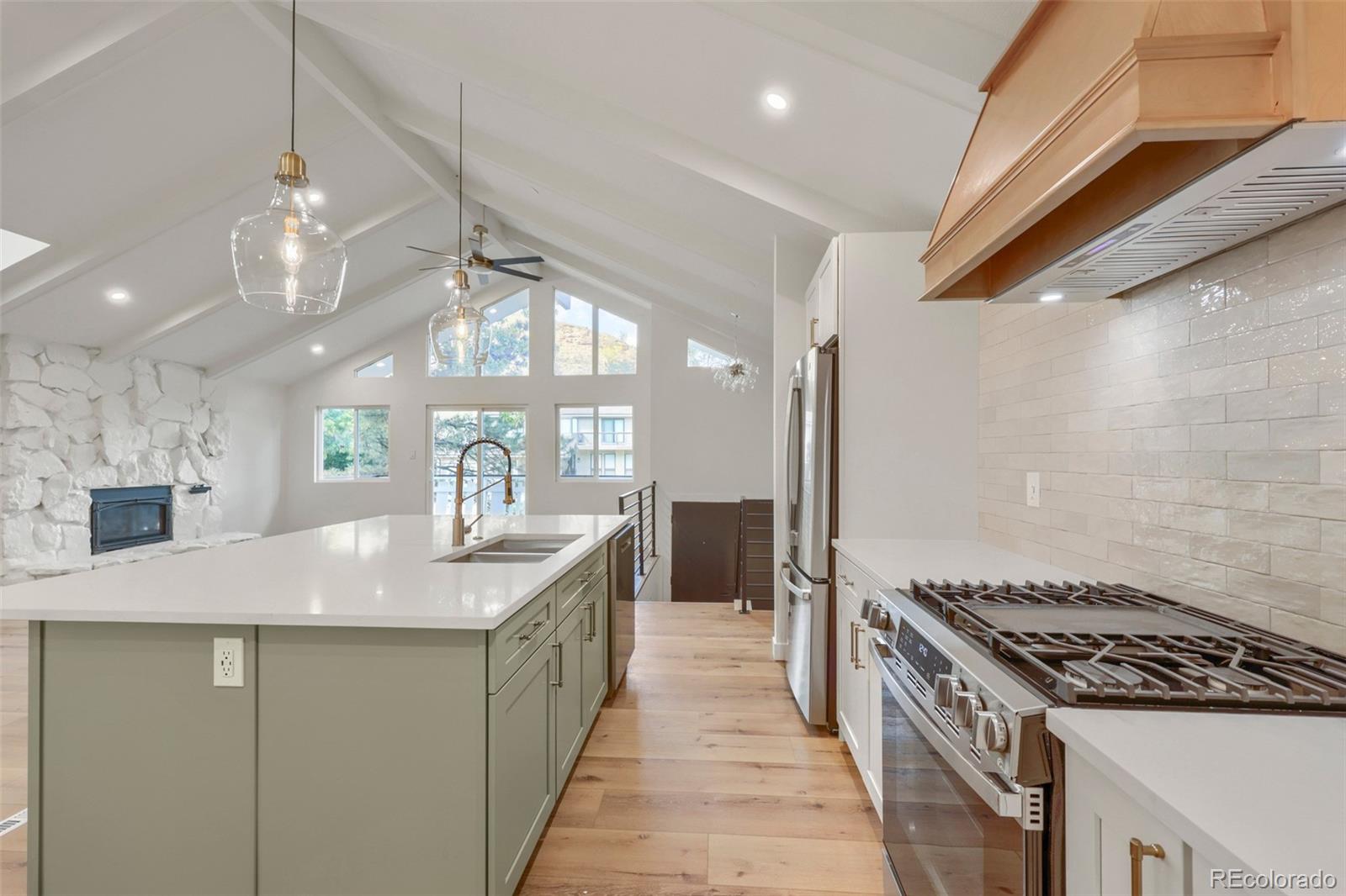 MLS Image #9 for 862 s deframe way,lakewood, Colorado
