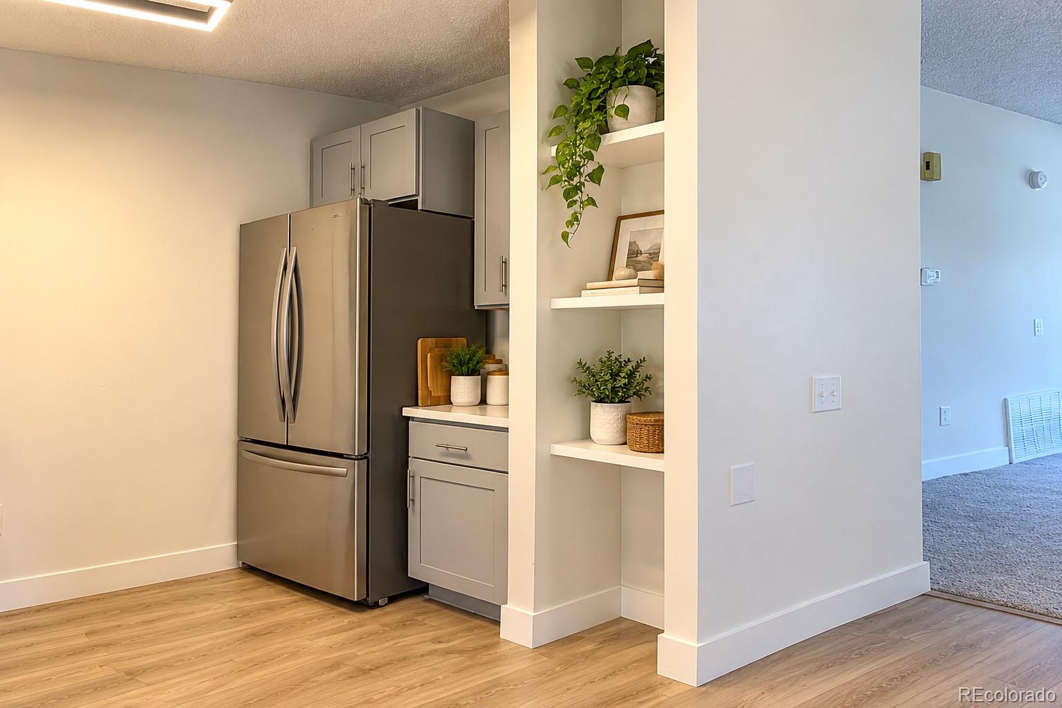 MLS Image #4 for 3125 s lincoln street,englewood, Colorado