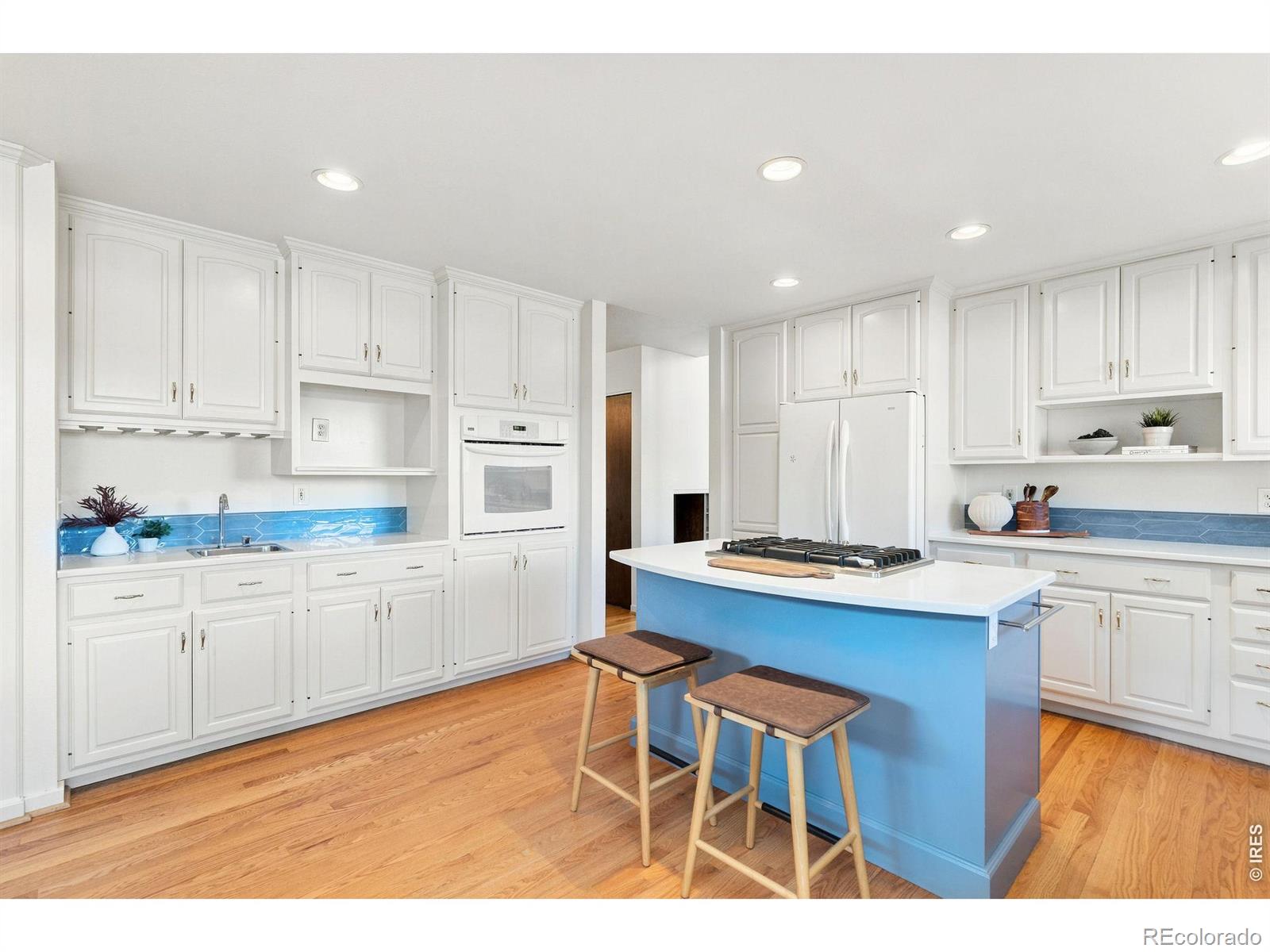 MLS Image #11 for 601  warren lndg,fort collins, Colorado