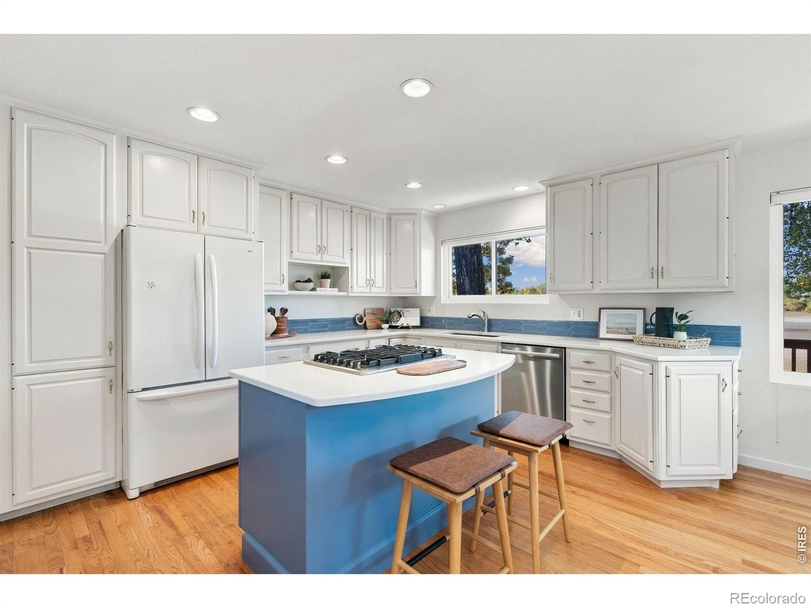 MLS Image #12 for 601  warren lndg,fort collins, Colorado