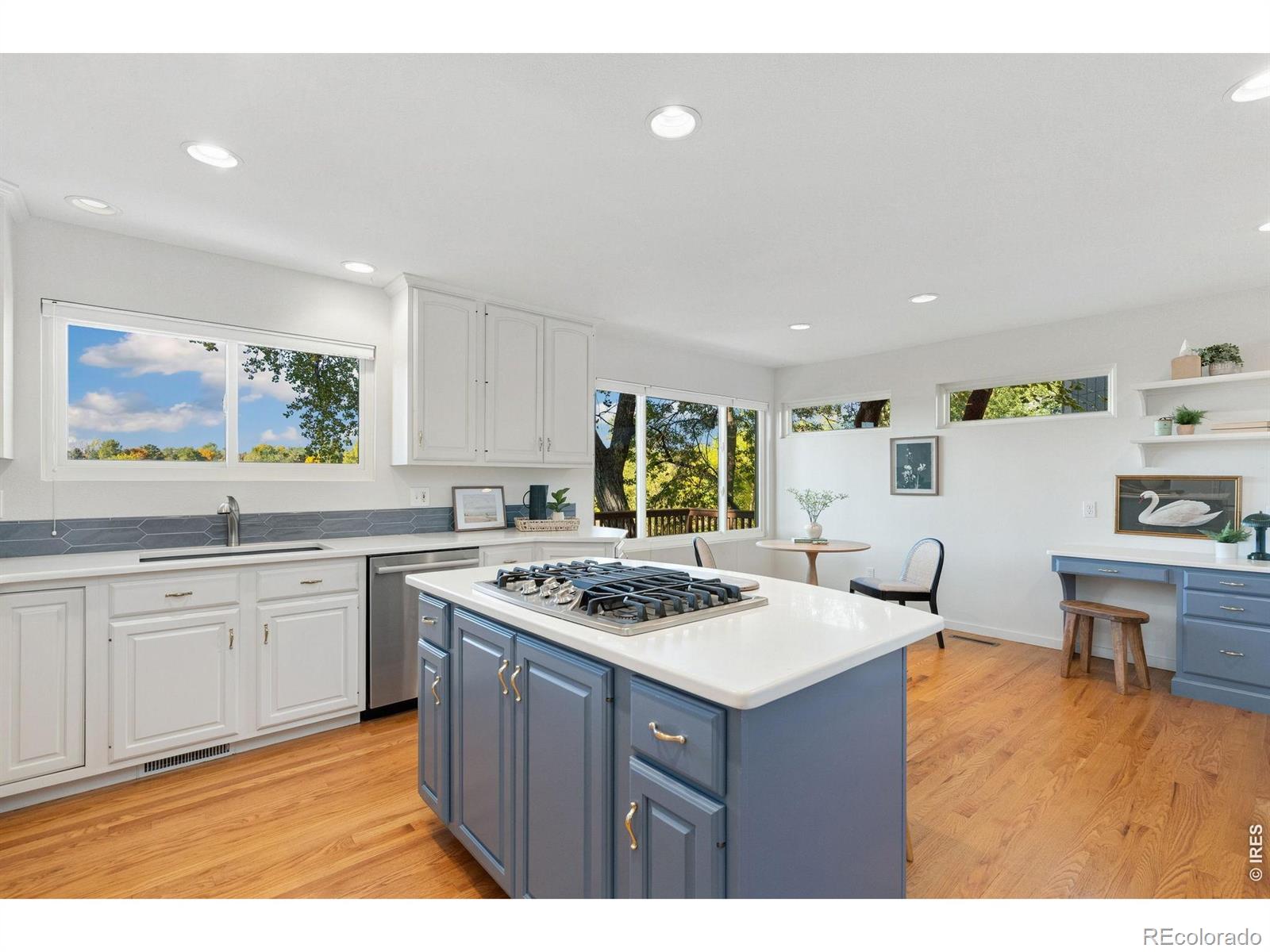 MLS Image #9 for 601  warren lndg,fort collins, Colorado