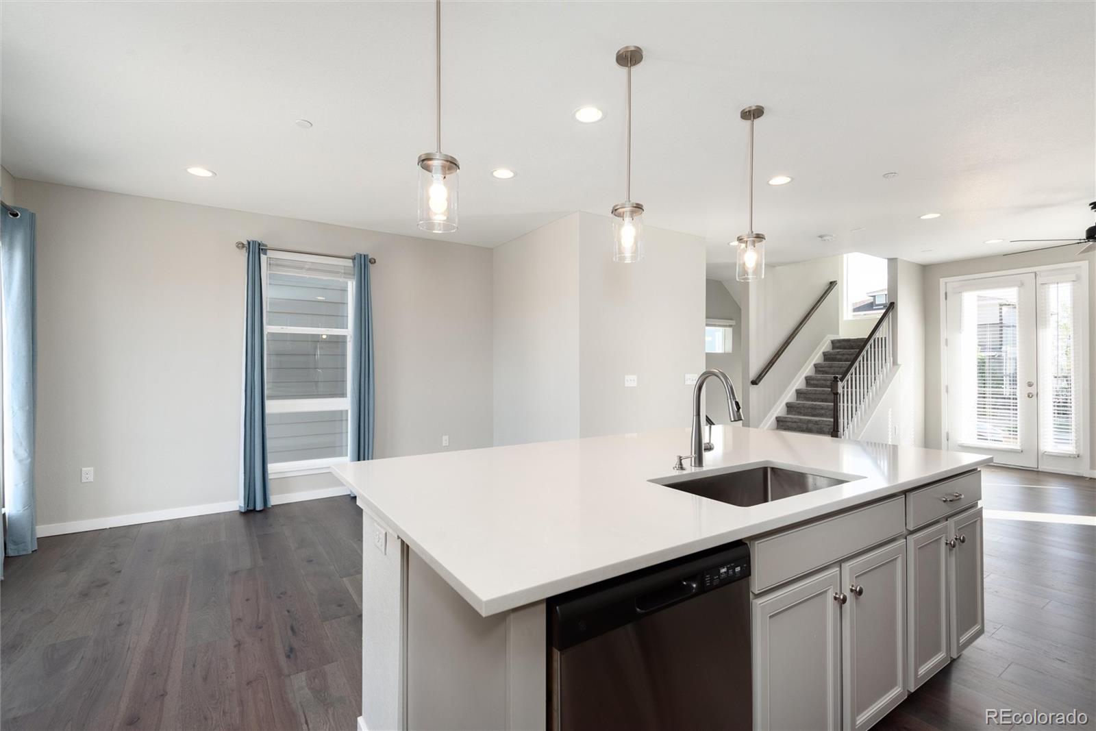 MLS Image #14 for 5099 s queen court,littleton, Colorado
