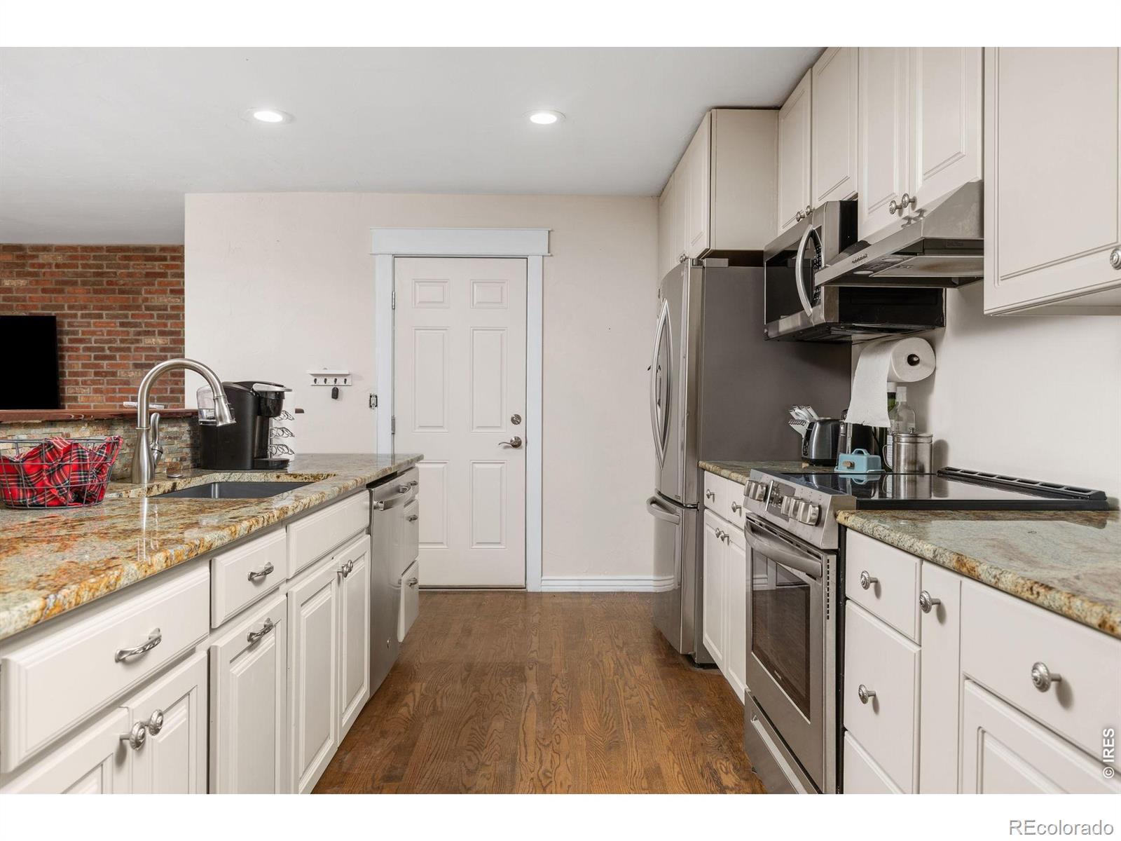 MLS Image #10 for 300  linda lane,fort collins, Colorado