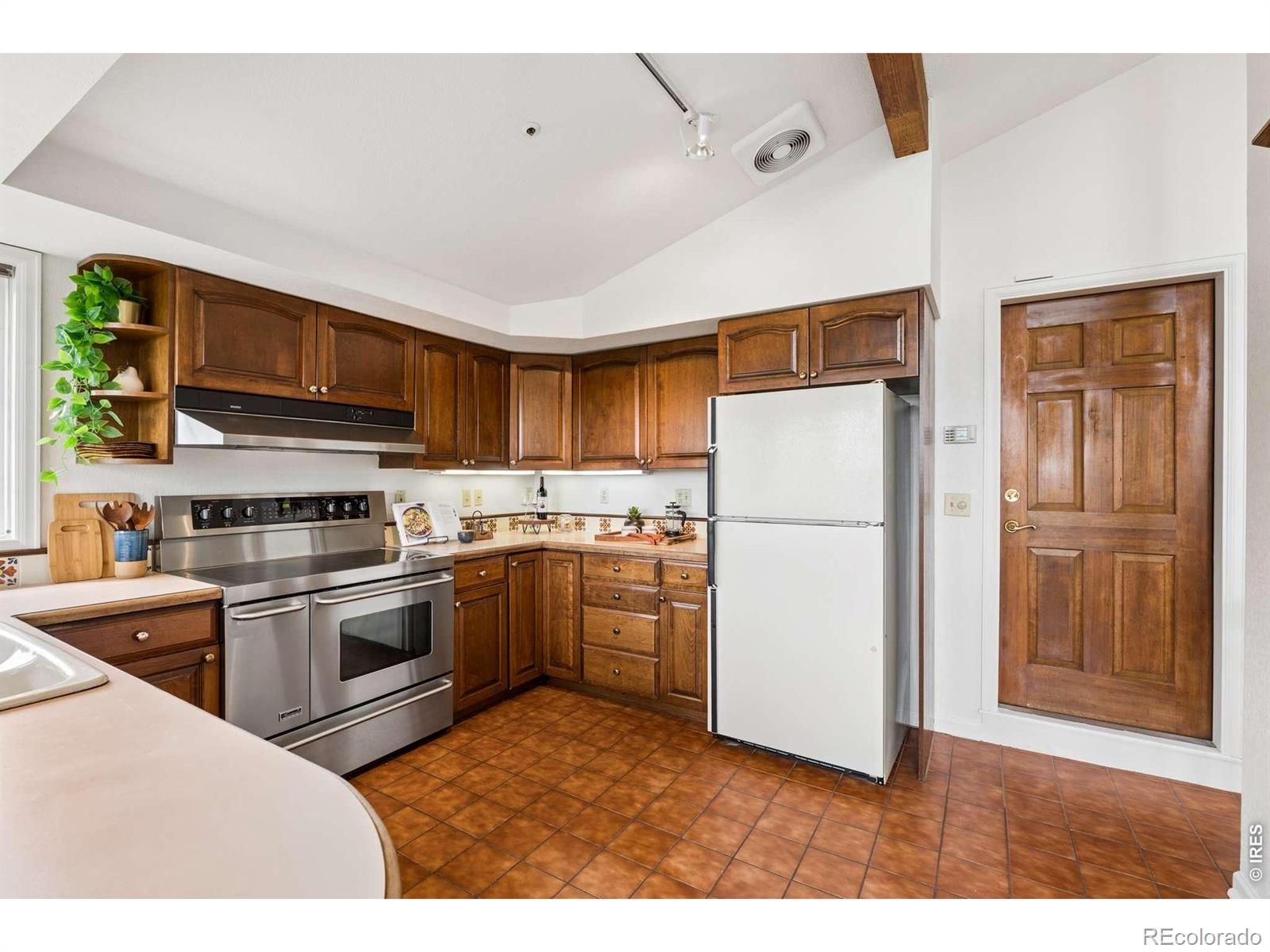 MLS Image #15 for 2140  mesa drive,boulder, Colorado
