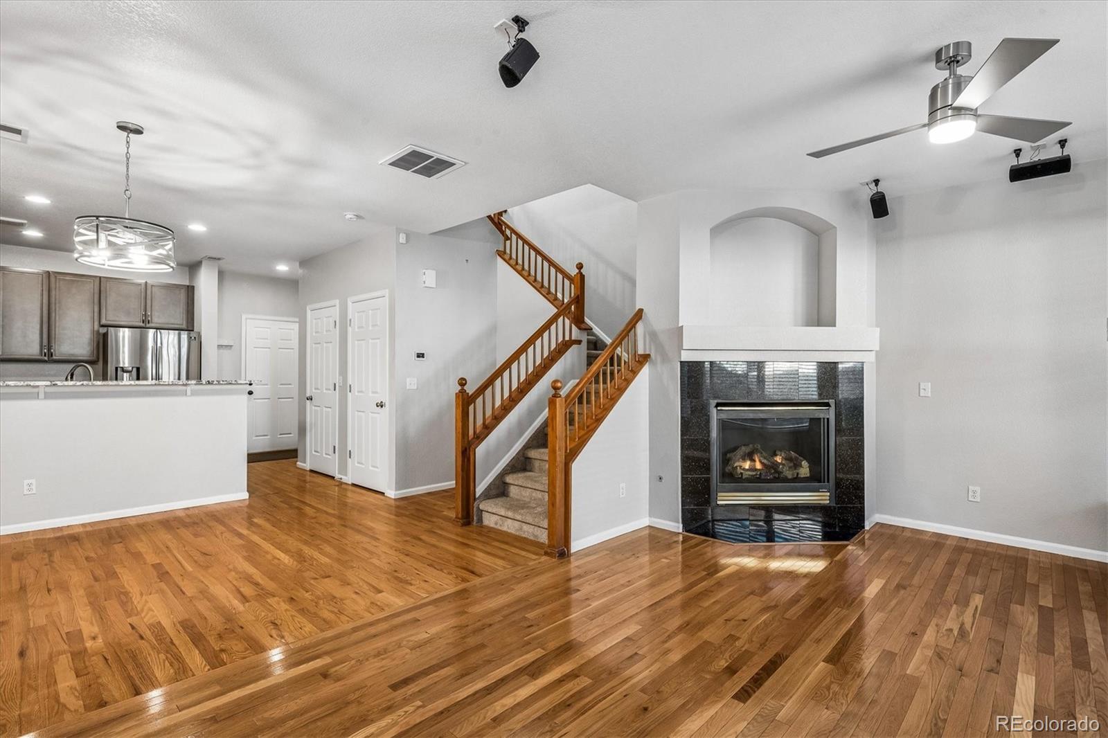 MLS Image #5 for 627 s norfolk way ,aurora, Colorado