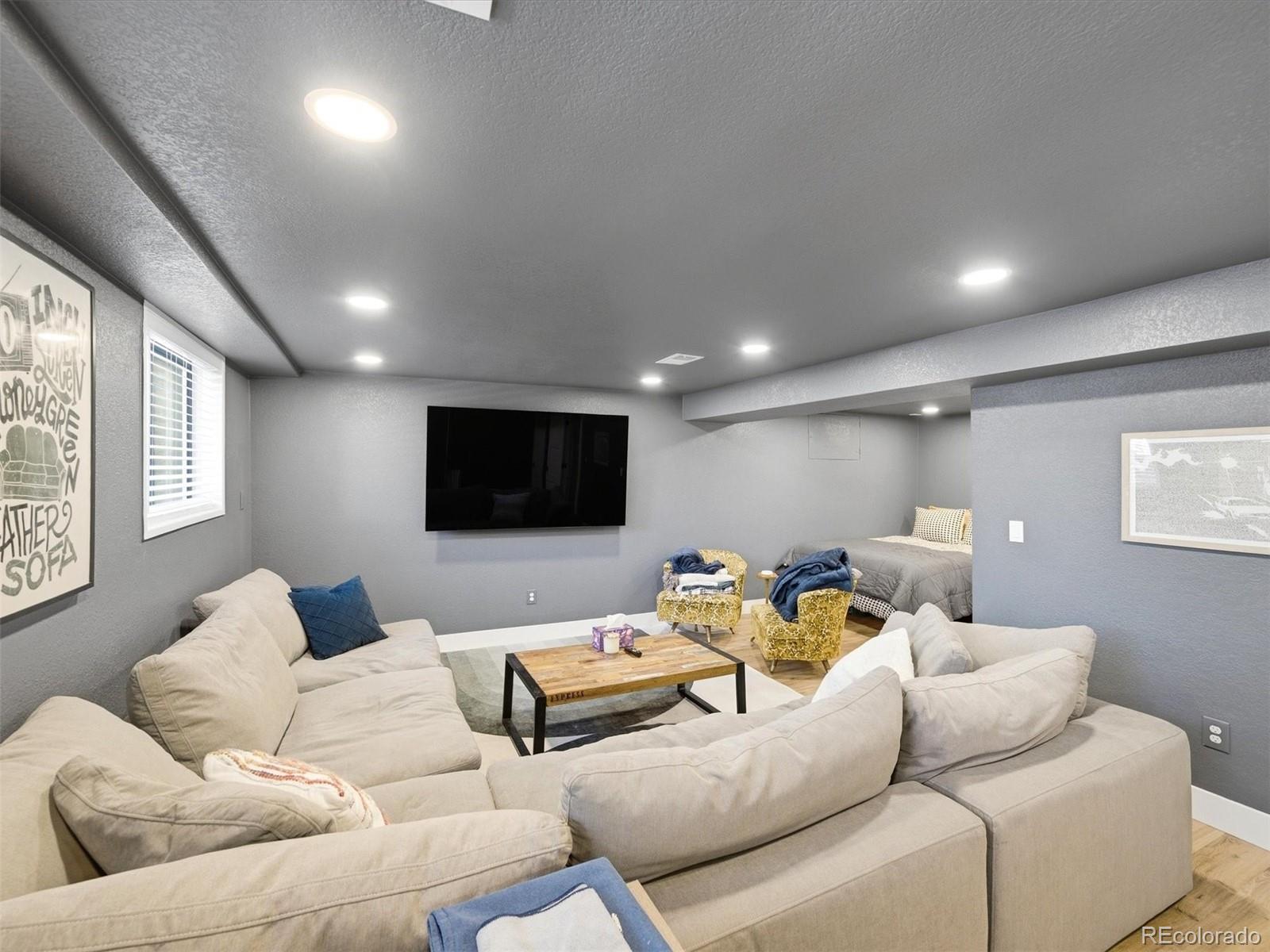MLS Image #24 for 2651 s jersey street,denver, Colorado