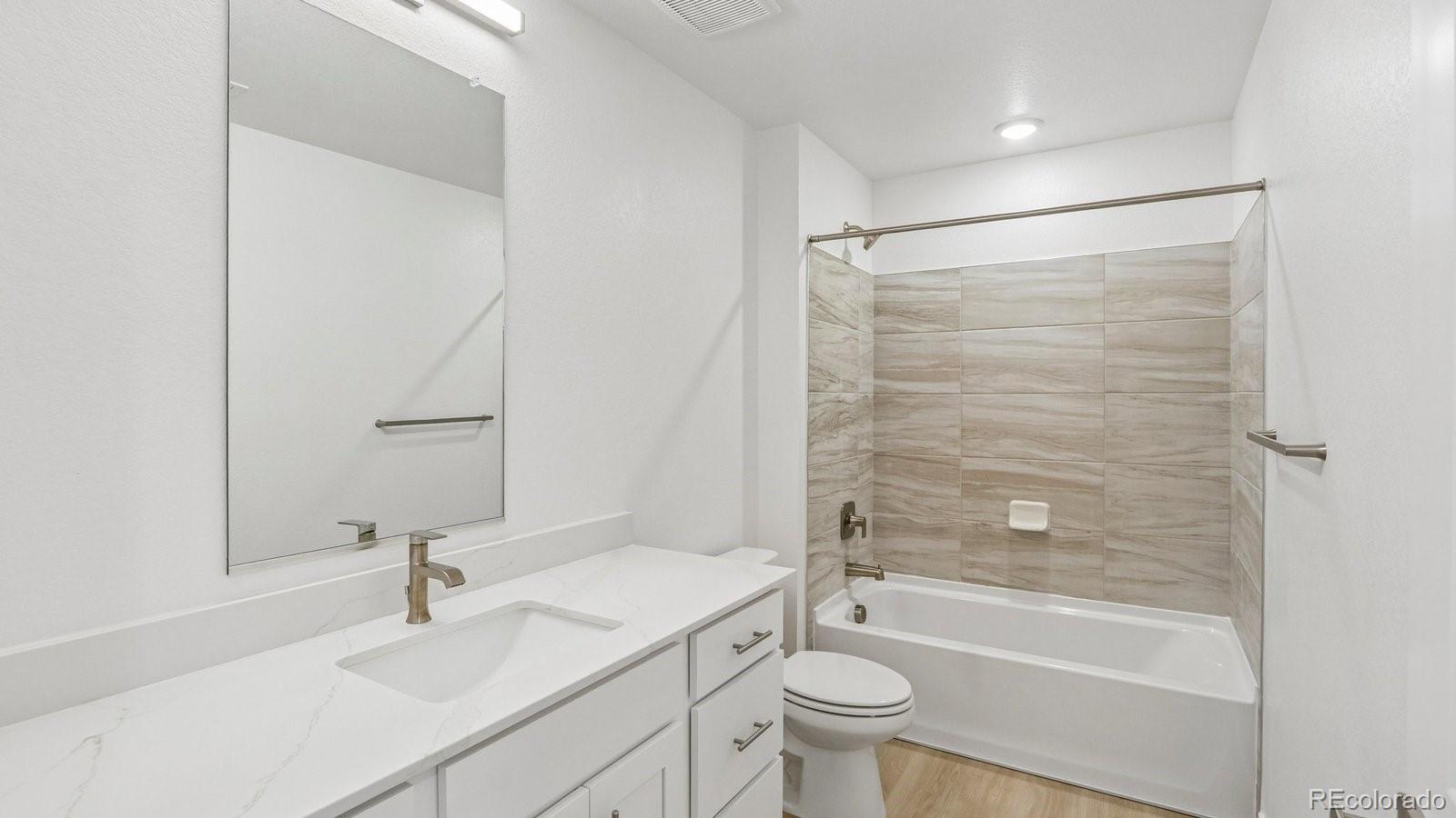 MLS Image #11 for 703  ayrshire road,johnstown, Colorado