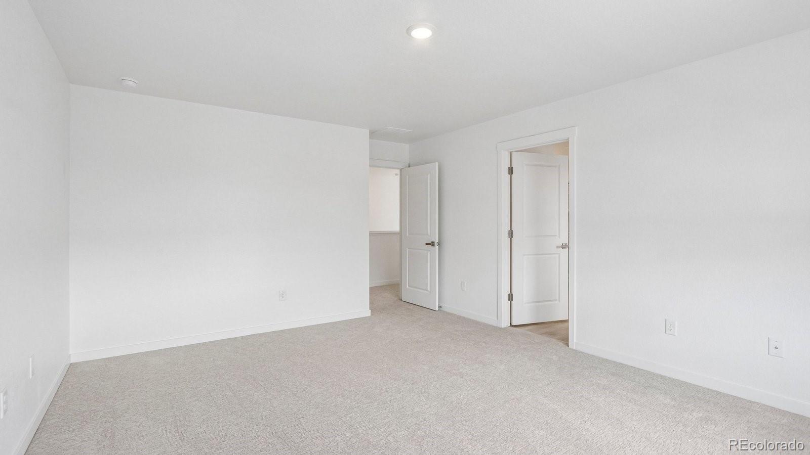 MLS Image #7 for 703  ayrshire road,johnstown, Colorado