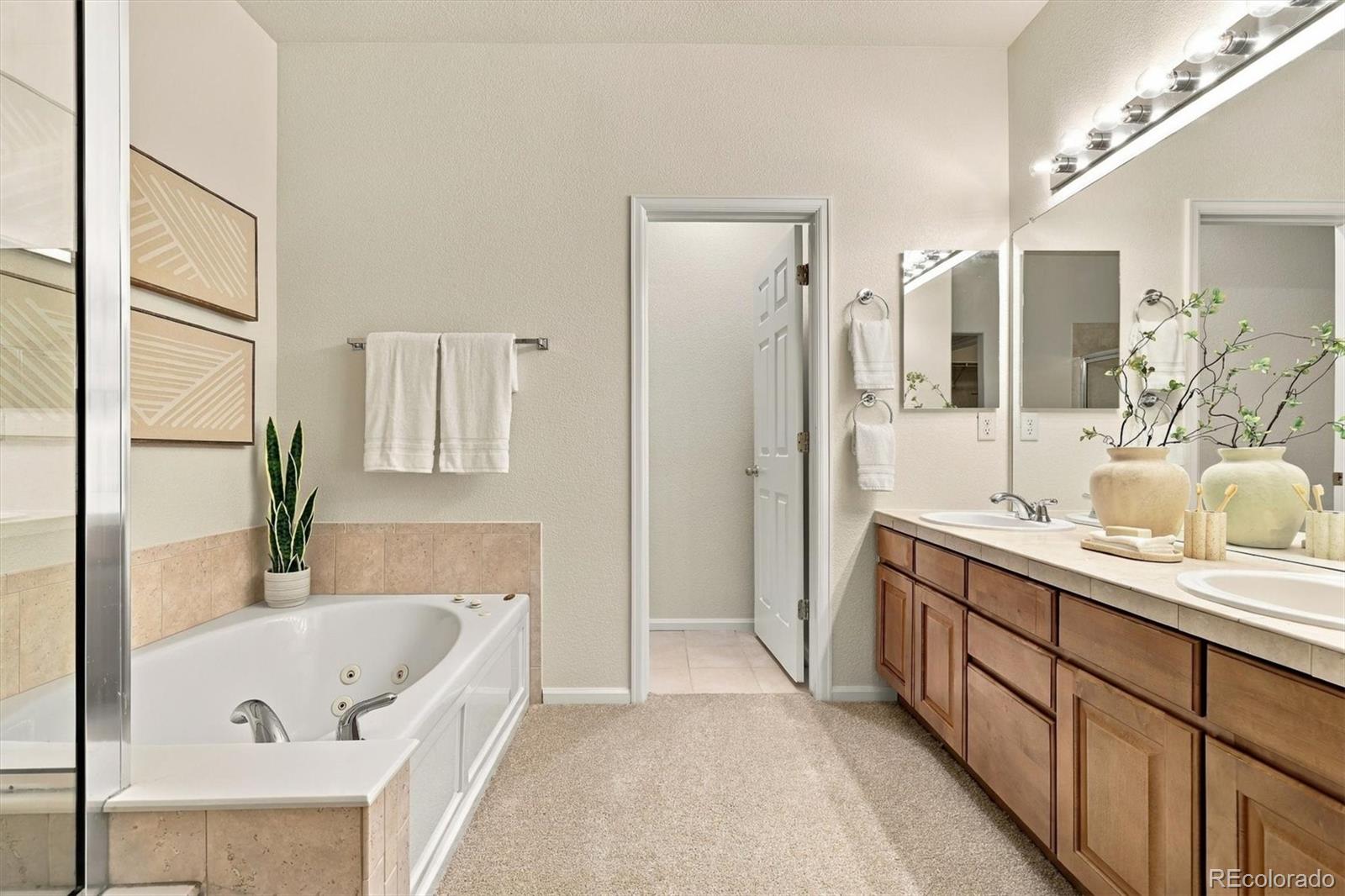 MLS Image #16 for 13713  boulder point,broomfield, Colorado