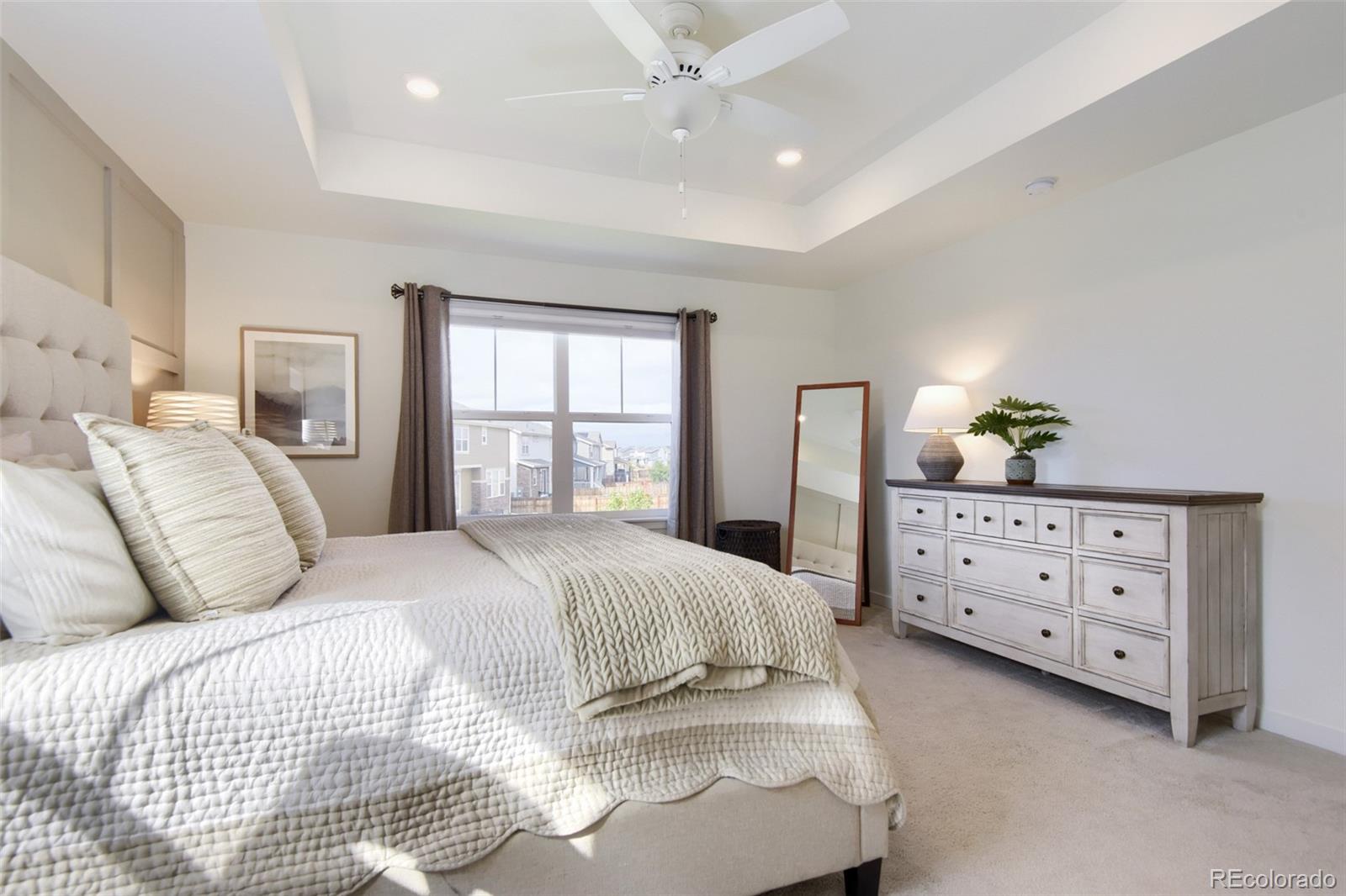 MLS Image #14 for 827 s flat rock way,aurora, Colorado