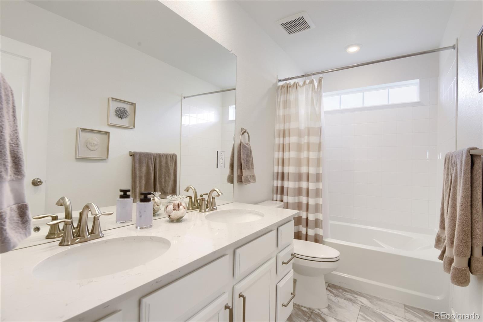 MLS Image #22 for 827 s flat rock way,aurora, Colorado