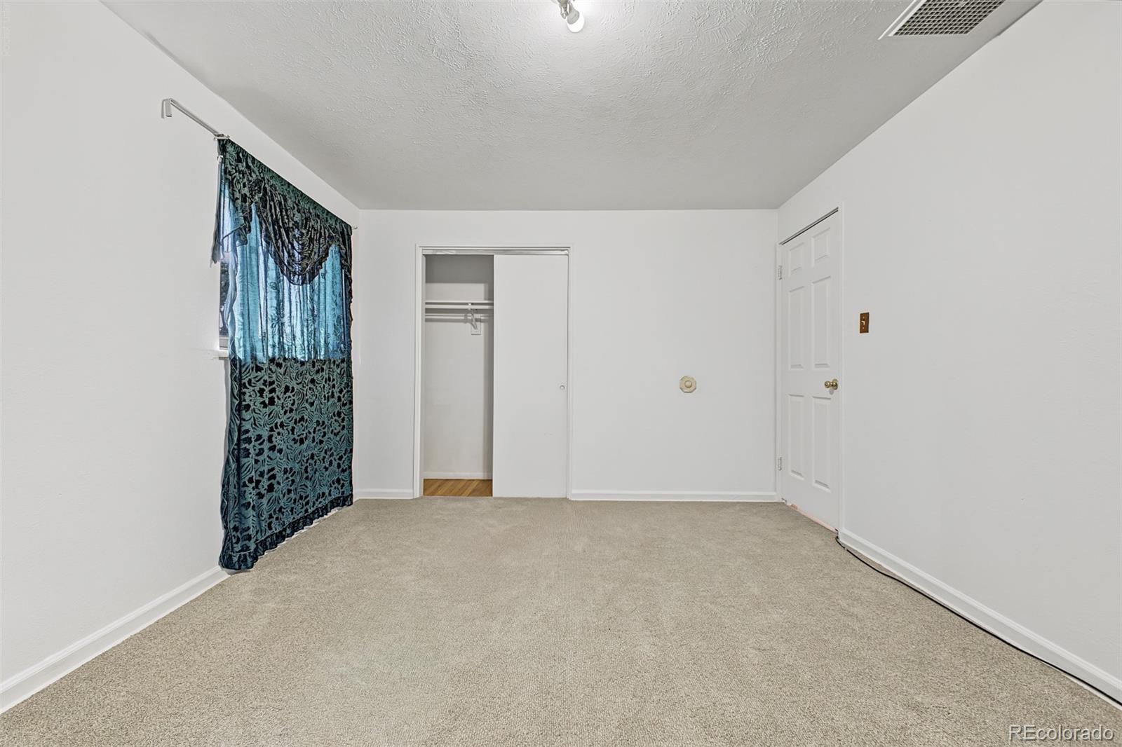MLS Image #16 for 3015  carson street,aurora, Colorado
