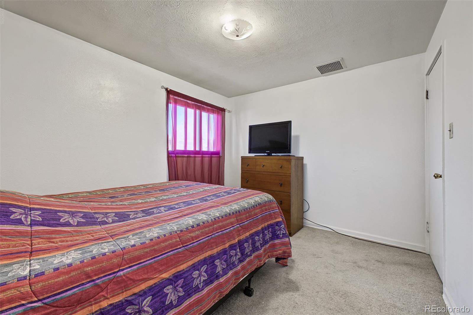 MLS Image #18 for 3015  carson street,aurora, Colorado