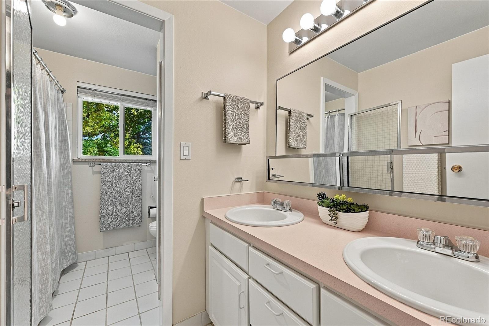 MLS Image #13 for 6130 s steele street,centennial, Colorado