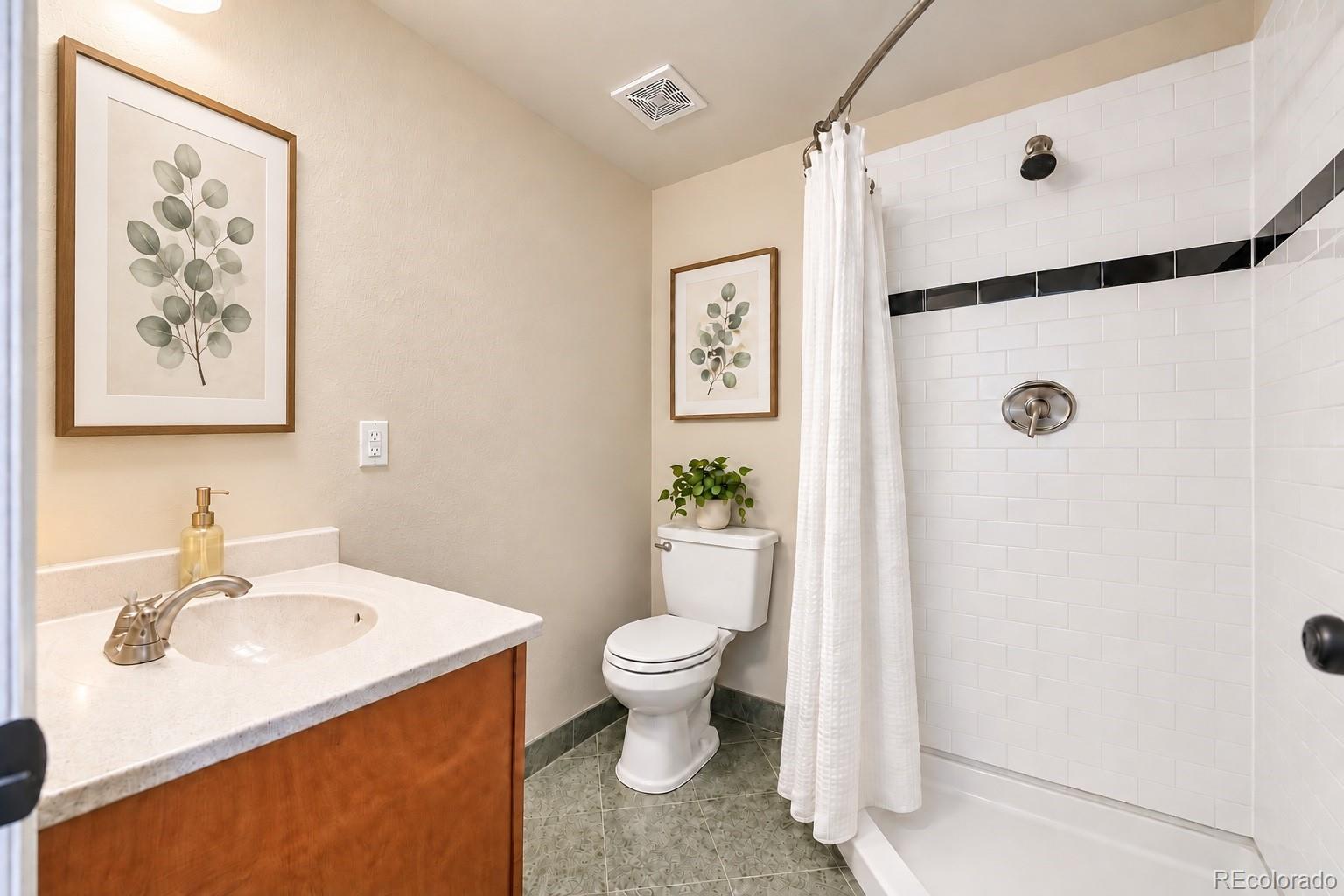 MLS Image #22 for 19376 e hampden place,aurora, Colorado