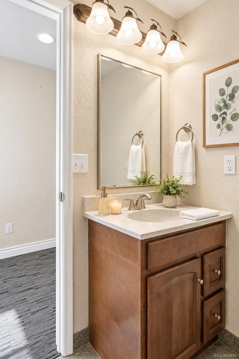 MLS Image #23 for 19376 e hampden place,aurora, Colorado