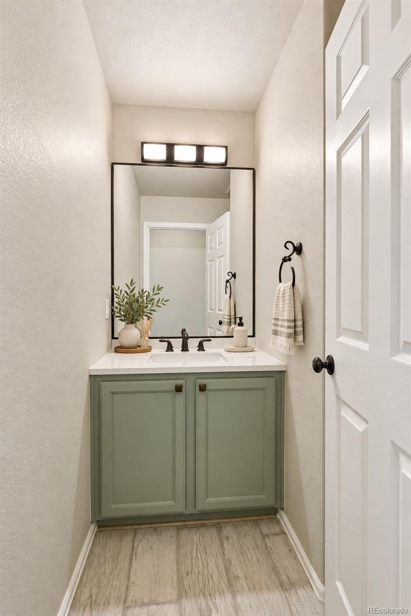 MLS Image #9 for 19376 e hampden place,aurora, Colorado