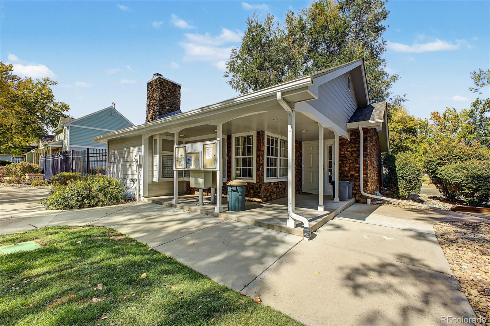 MLS Image #15 for 5534 w canyon trail,littleton, Colorado