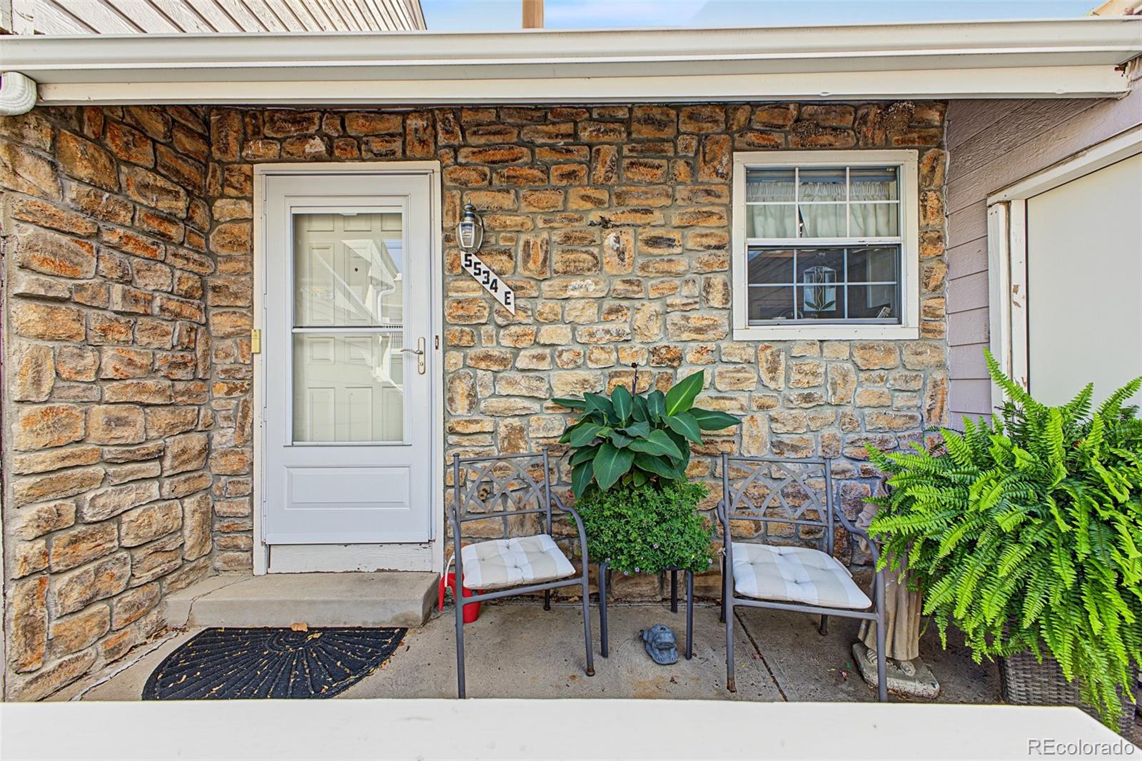 MLS Image #17 for 5534 w canyon trail,littleton, Colorado