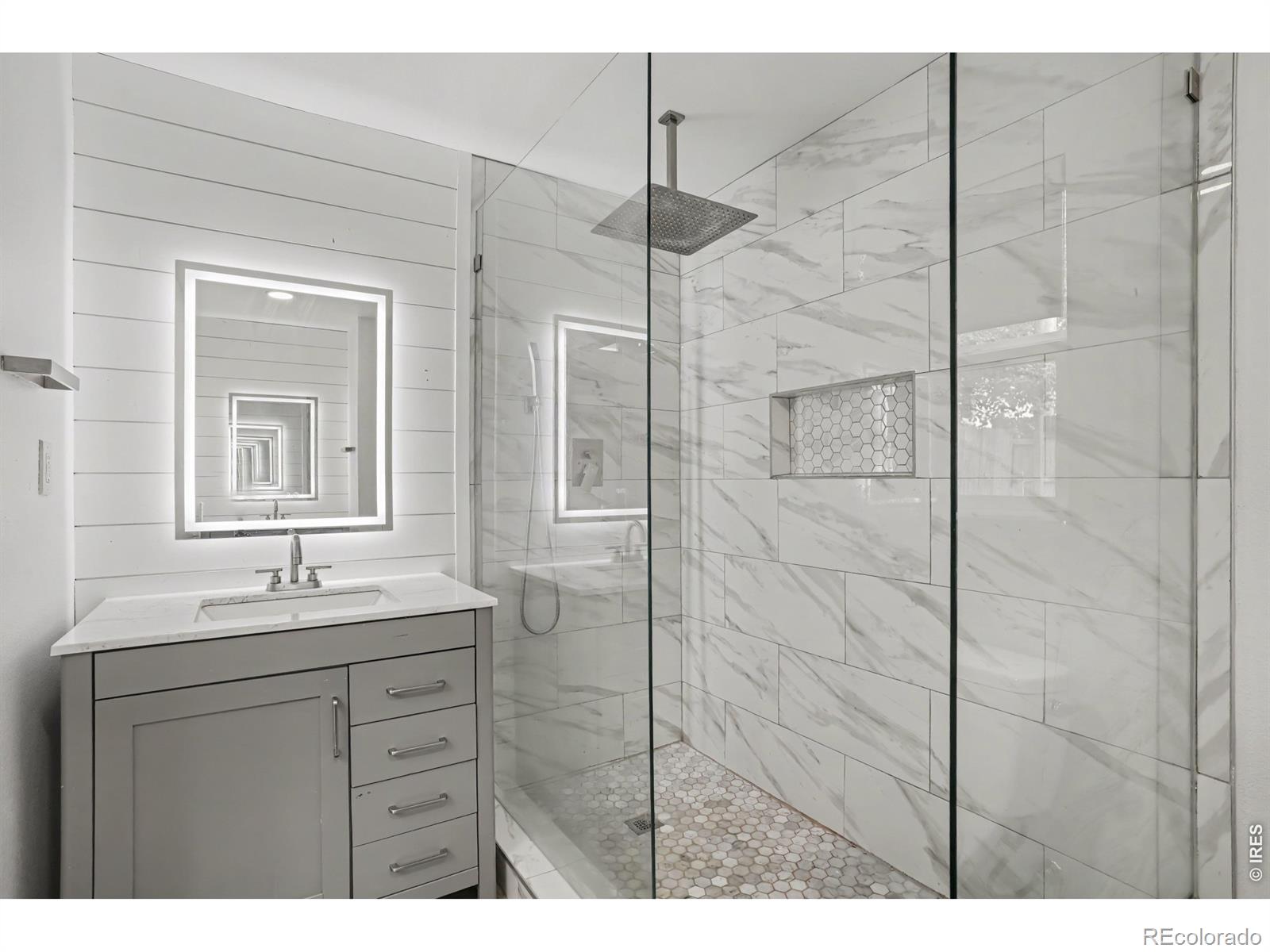 MLS Image #10 for 2266 s humboldt street,denver, Colorado