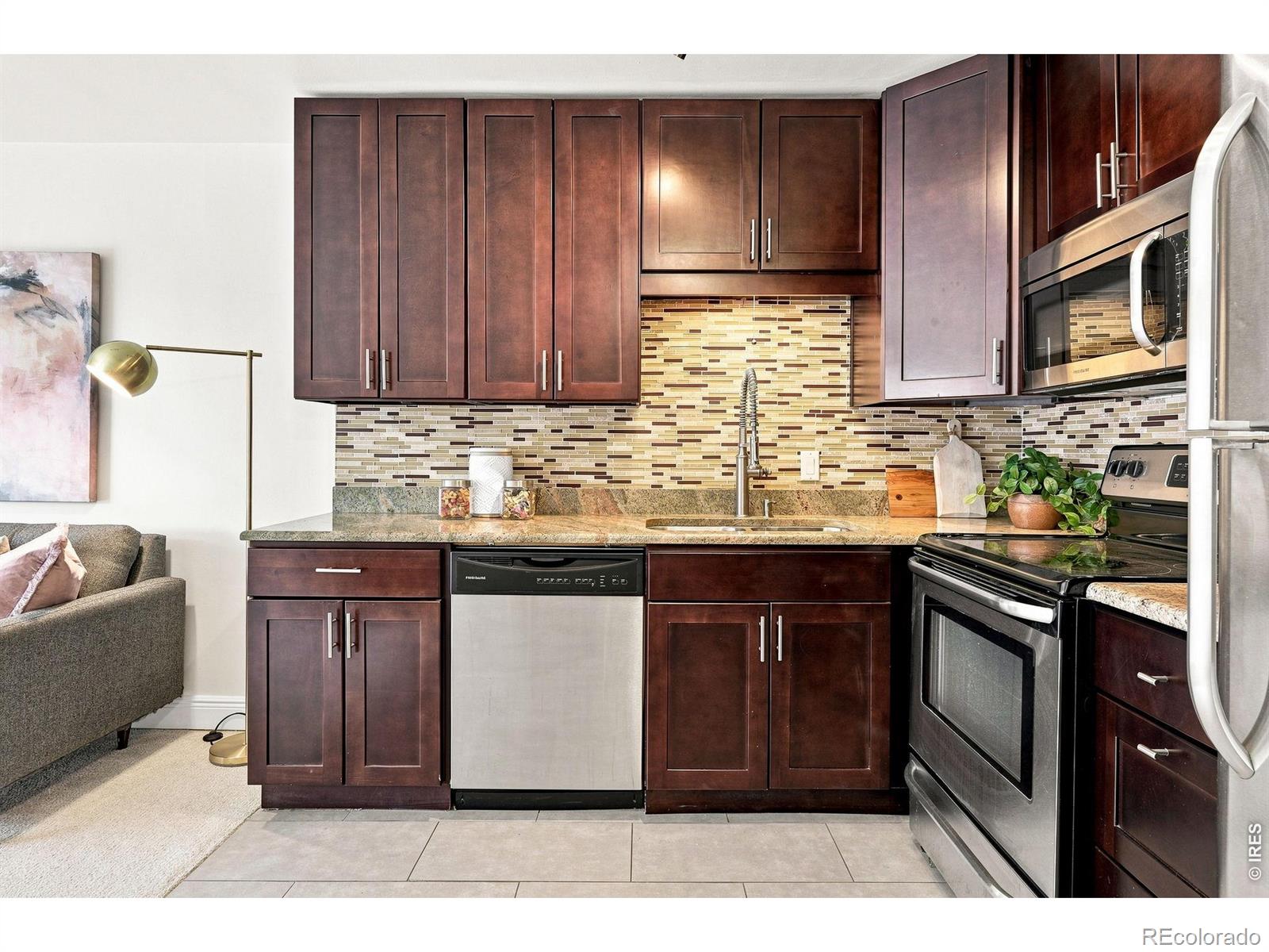 MLS Image #18 for 1223 n race street 303,denver, Colorado