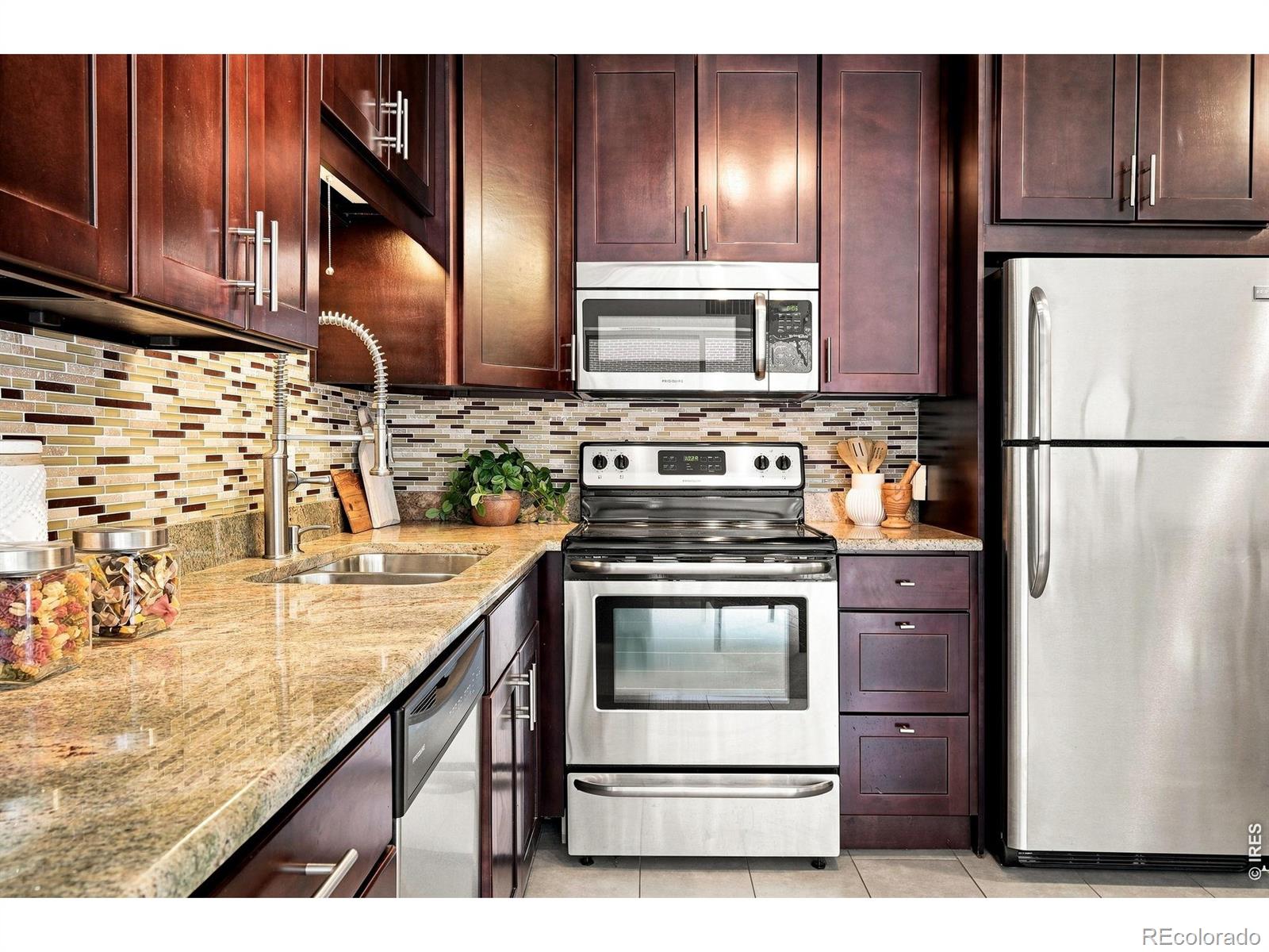MLS Image #21 for 1223 n race street 303,denver, Colorado