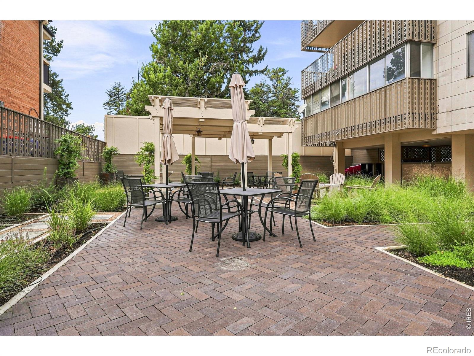 MLS Image #45 for 1223 n race street 303,denver, Colorado